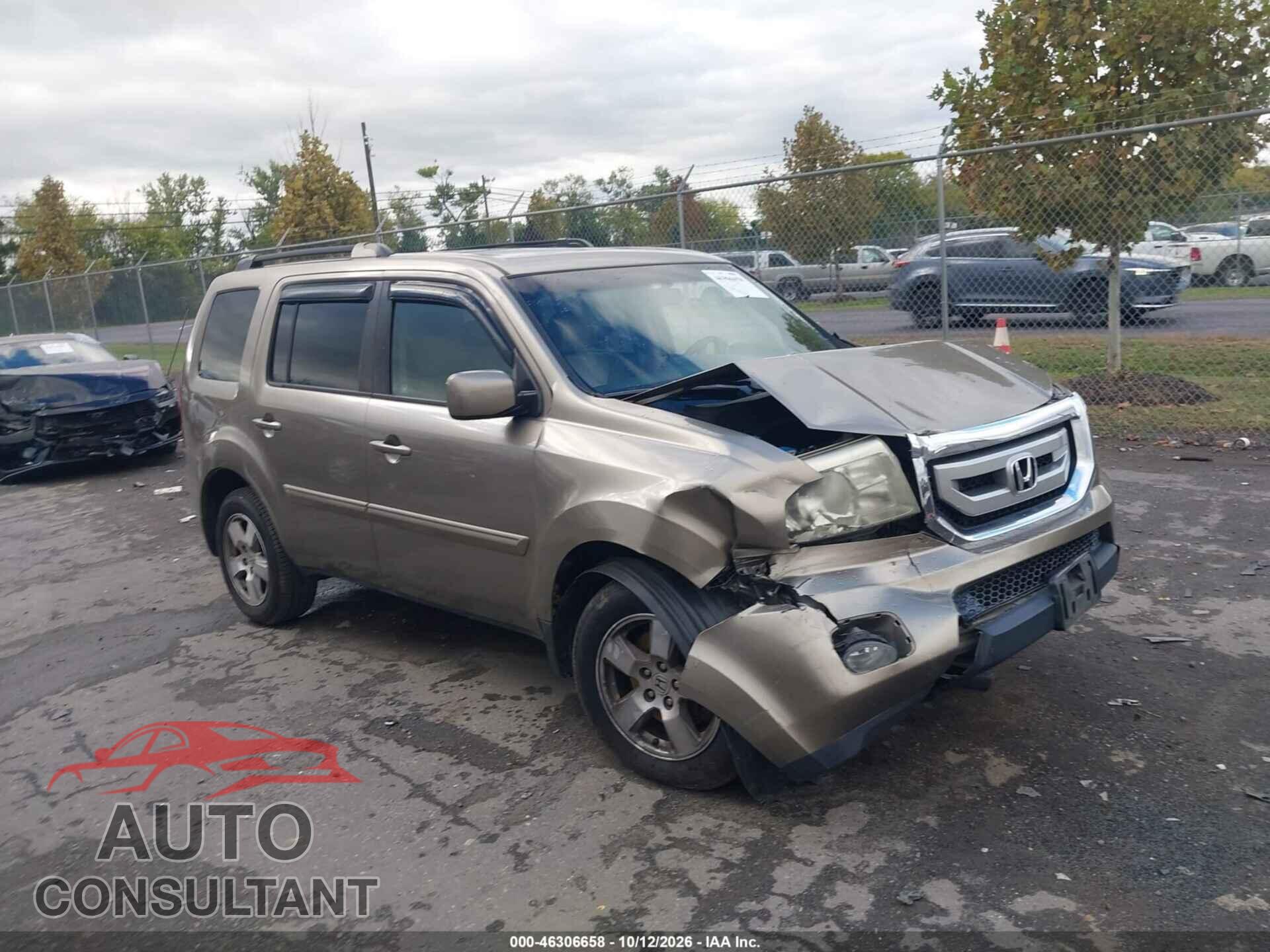 HONDA PILOT 2011 - 5FNYF4H50BB076010
