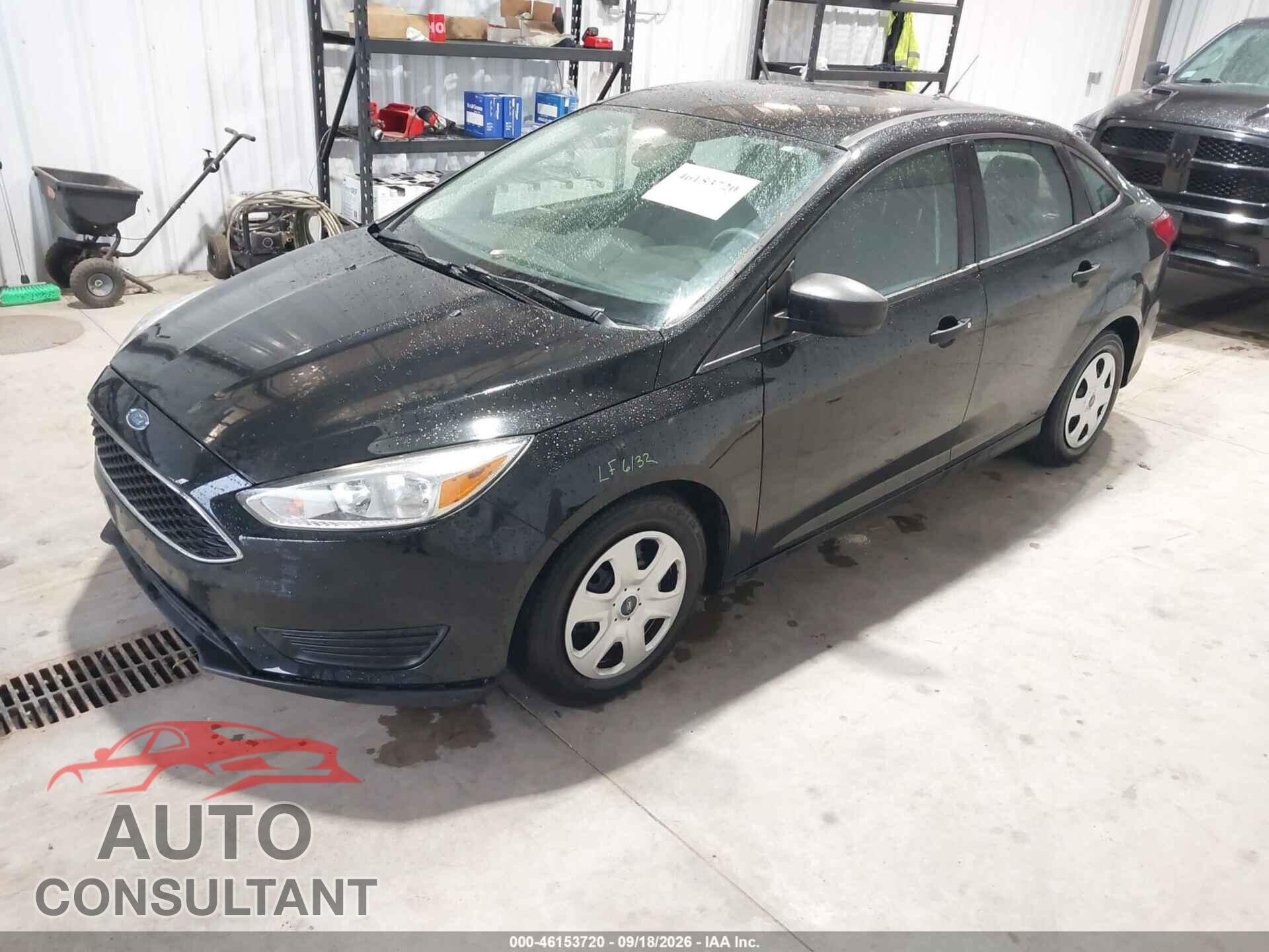 FORD FOCUS 2017 - 1FADP3E27HL337452