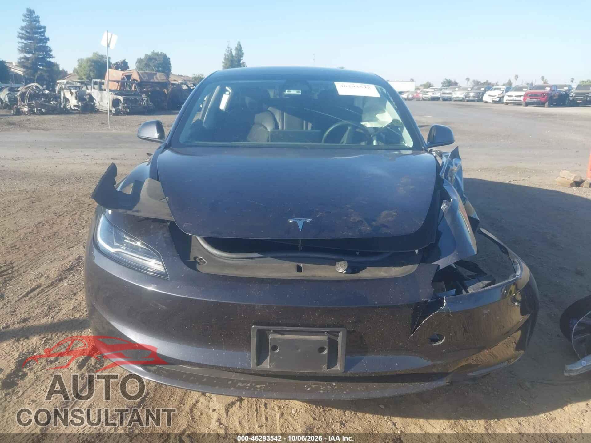 TESLA MODEL 3 2024 - 5YJ3E1EB4RF811555