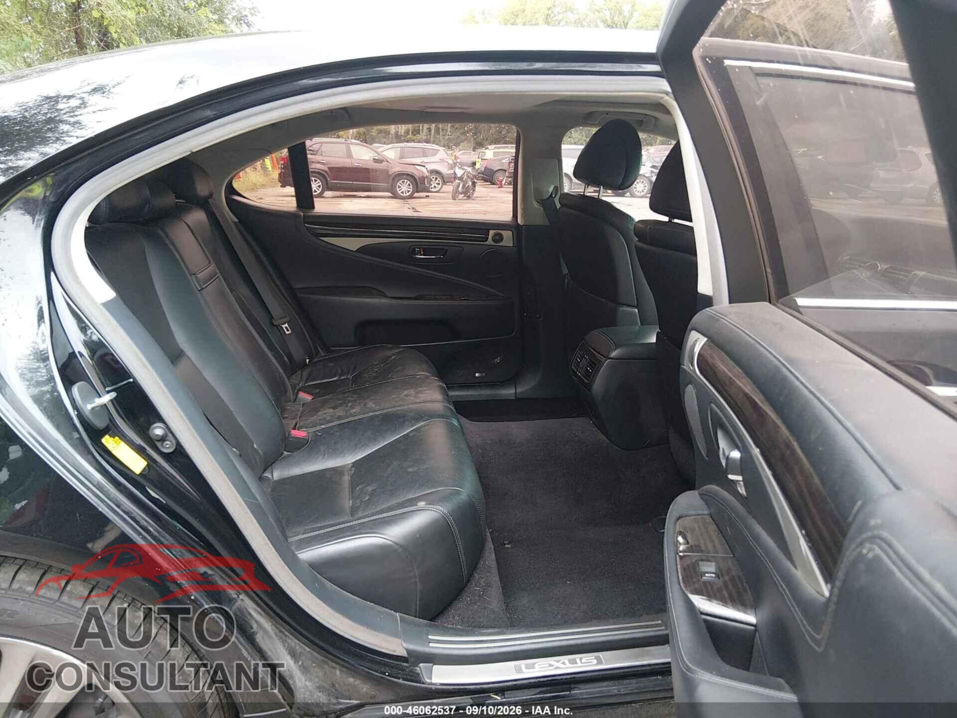 LEXUS LS 460 2013 - JTHGL5EF2D5049305