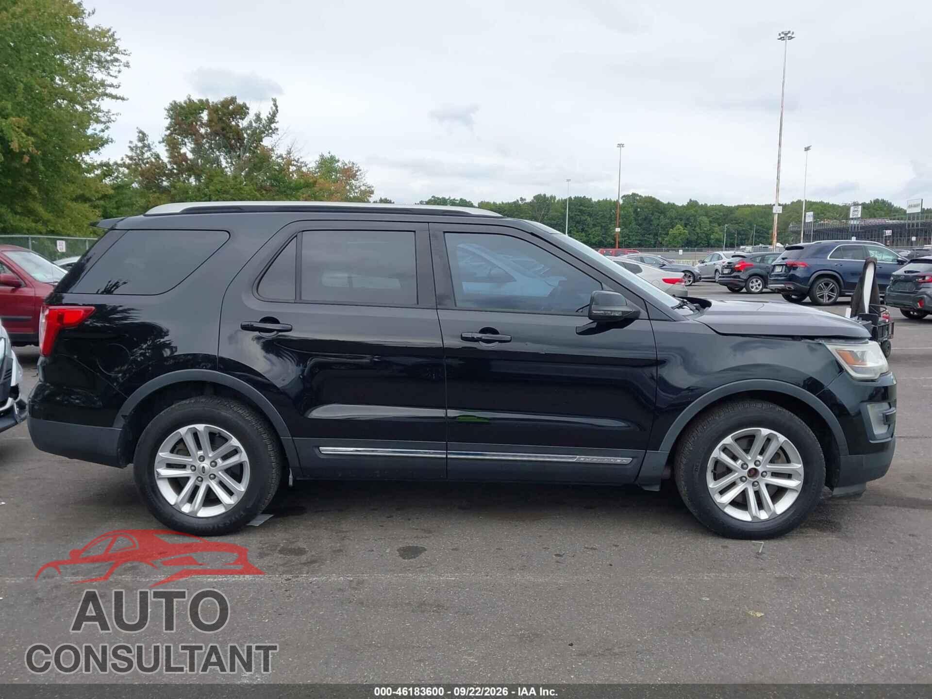 FORD EXPLORER 2017 - 1FM5K7D88HGA43878