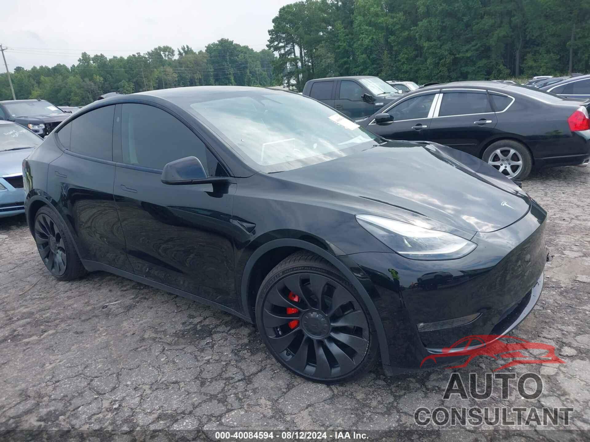 TESLA MODEL Y 2023 - 7SAYGDEF9PF811250