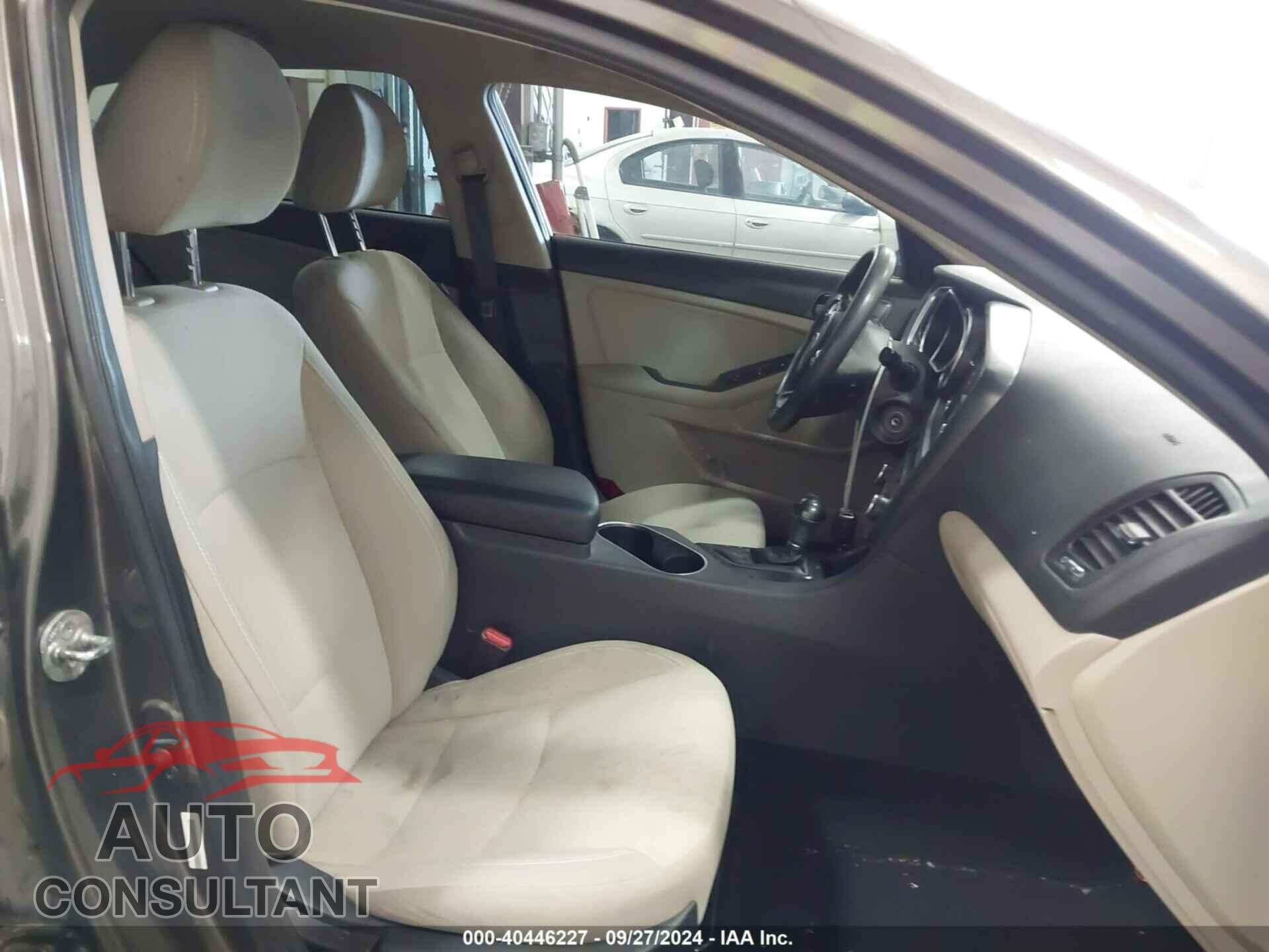 KIA OPTIMA 2014 - 5XXGM4A79EG300065