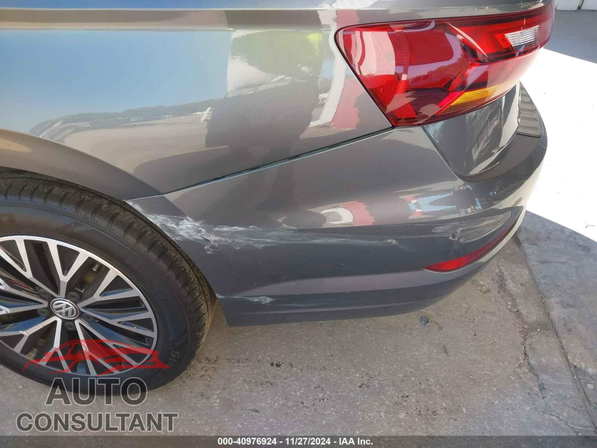 VOLKSWAGEN JETTA 2019 - 3VWE57BU4KM201980