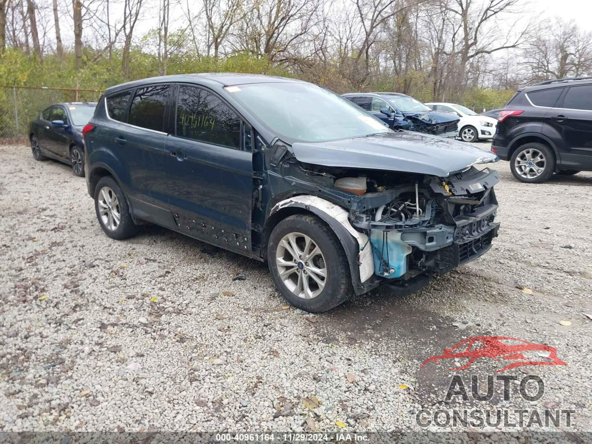 FORD ESCAPE 2019 - 1FMCU0GD9KUA96051