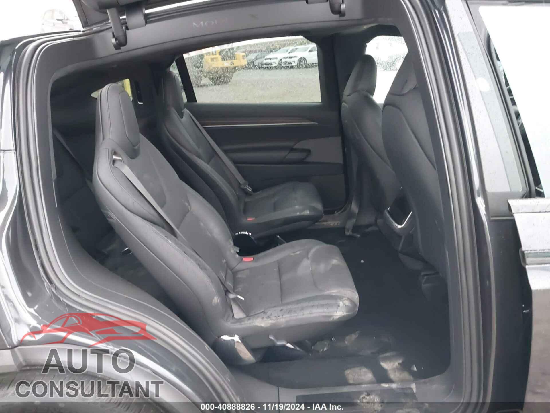 TESLA MODEL X 2024 - 7SAXCBE58RF459073