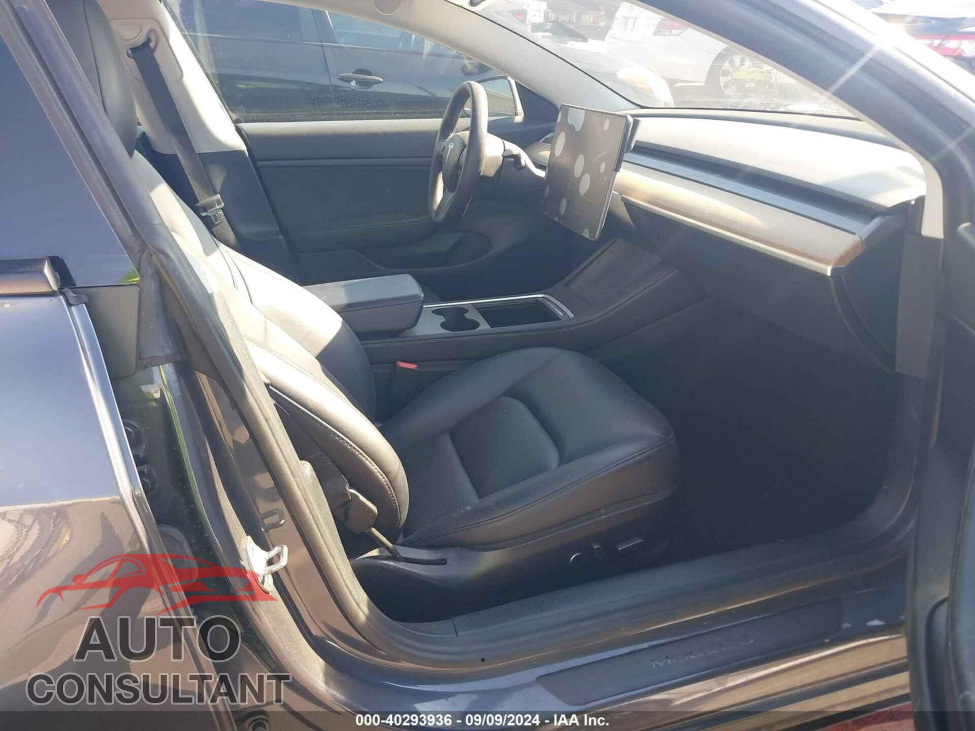 TESLA MODEL 3 2021 - 5YJ3E1EA9MF868219