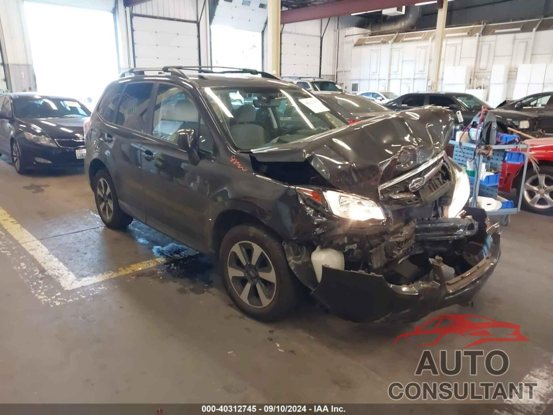SUBARU FORESTER 2017 - JF2SJAGC3HH462479