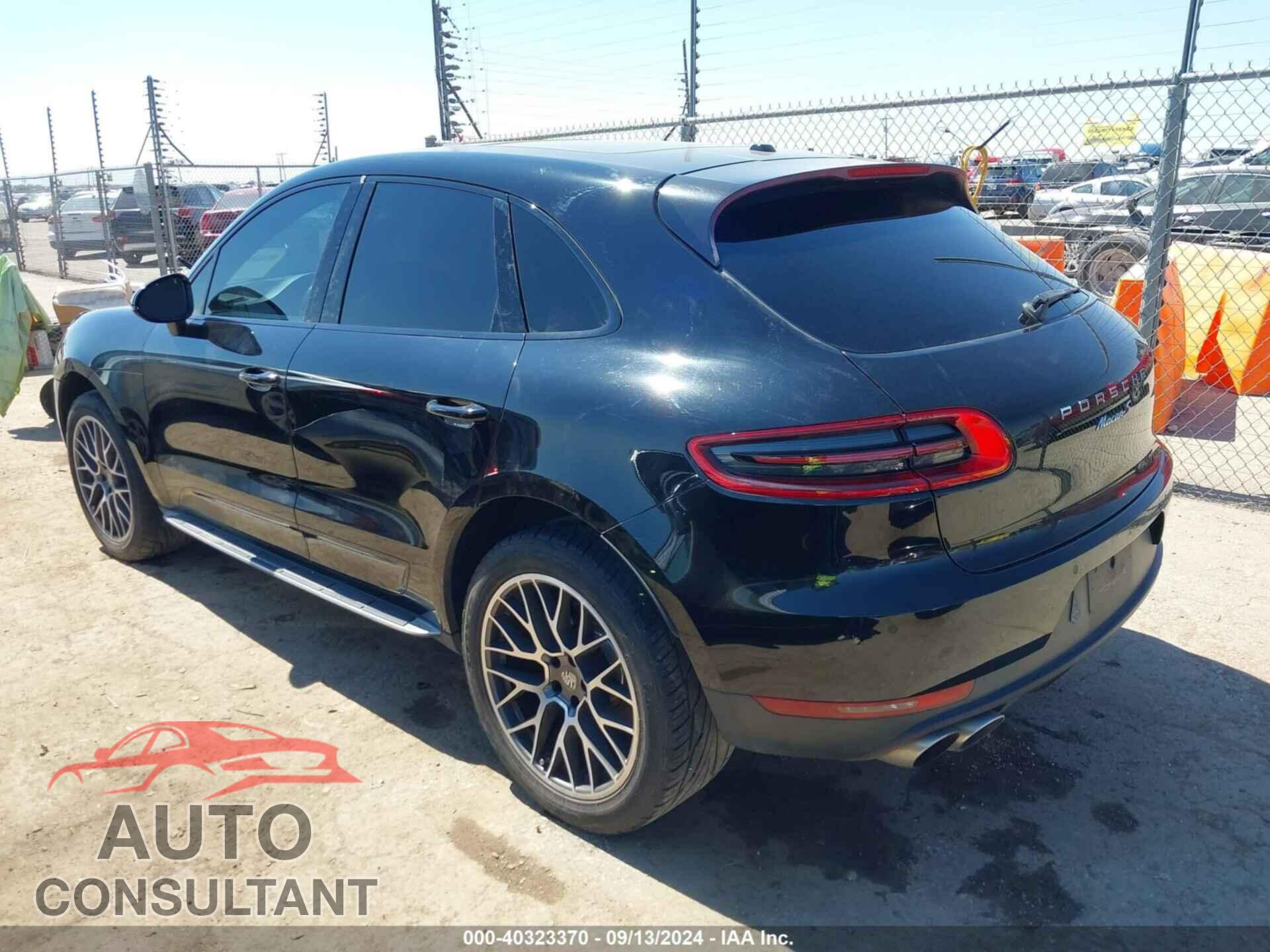 PORSCHE MACAN 2016 - WP1AB2A56GLB49685