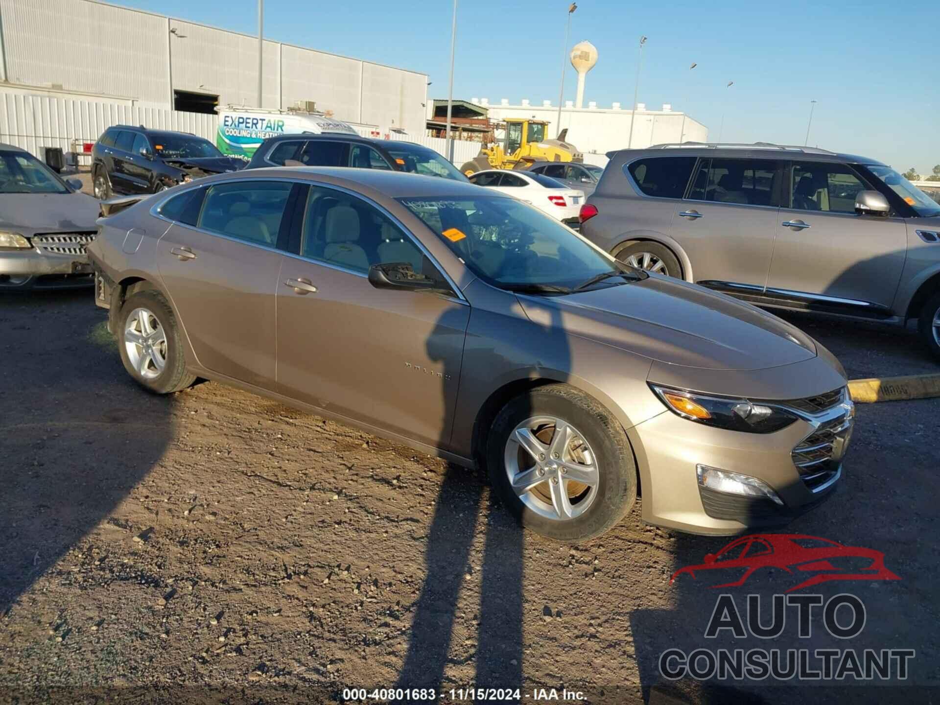 CHEVROLET MALIBU 2022 - 1G1ZD5ST7NF158834
