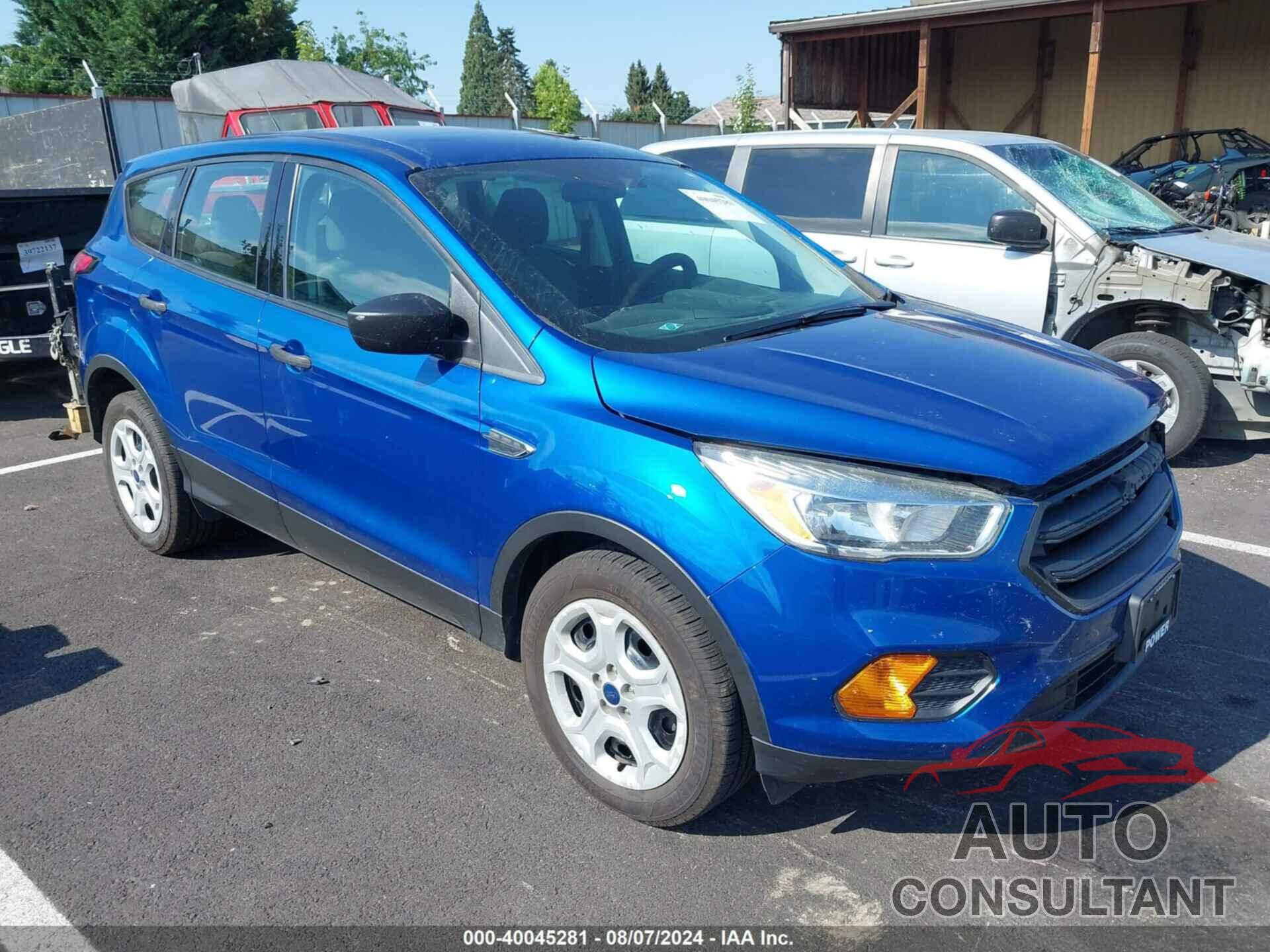 FORD ESCAPE 2017 - 1FMCU0F7XHUD12851