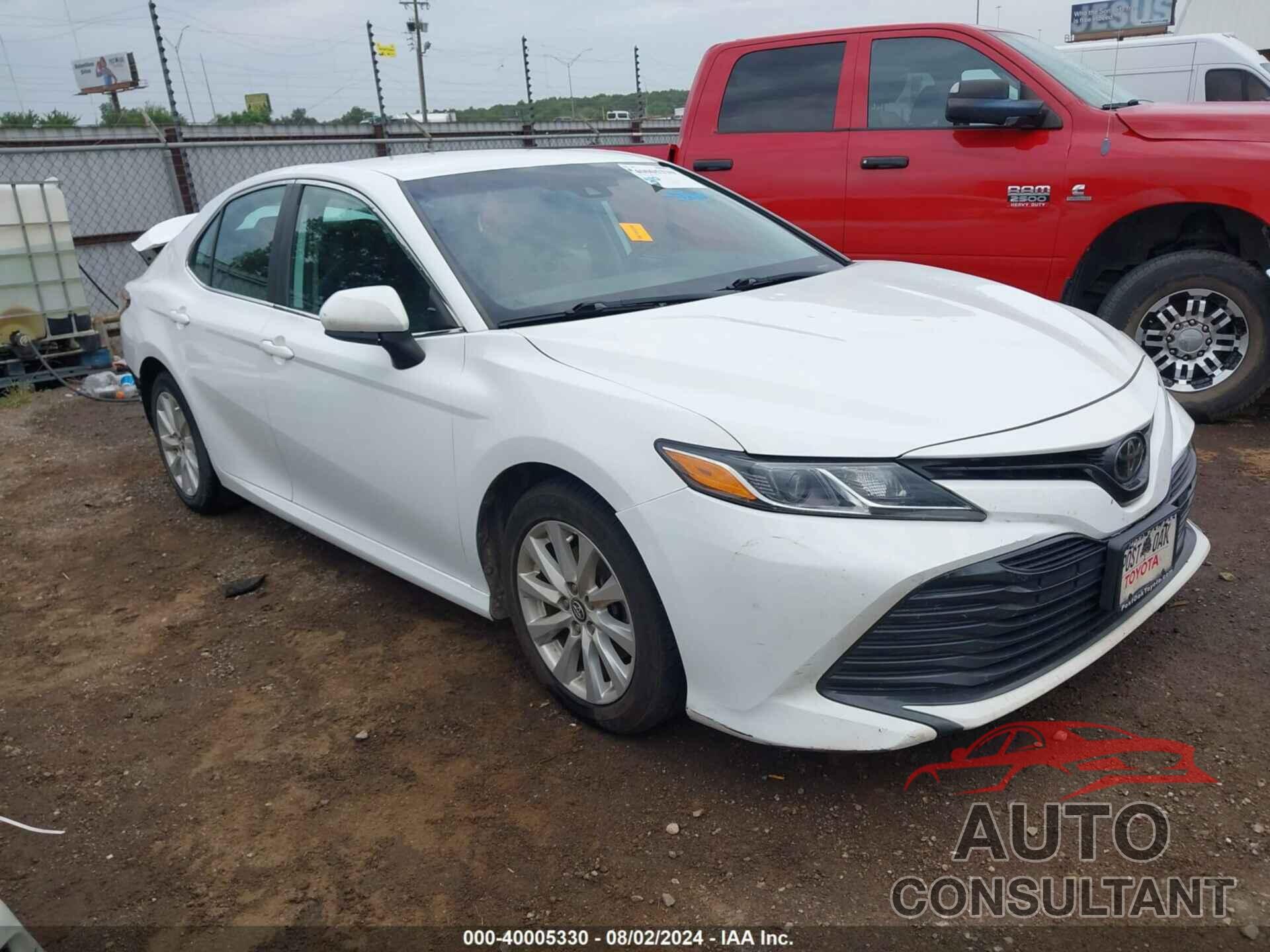 TOYOTA CAMRY 2020 - 4T1C11AK5LU930520