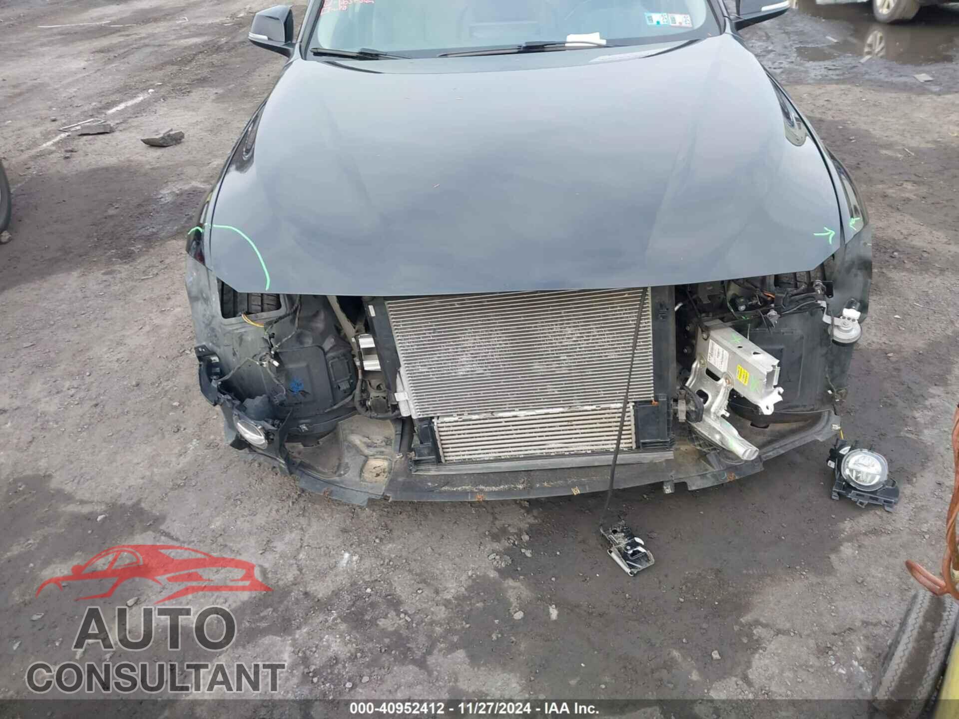 BMW 320I 2018 - WBA8E5G54JNU48116