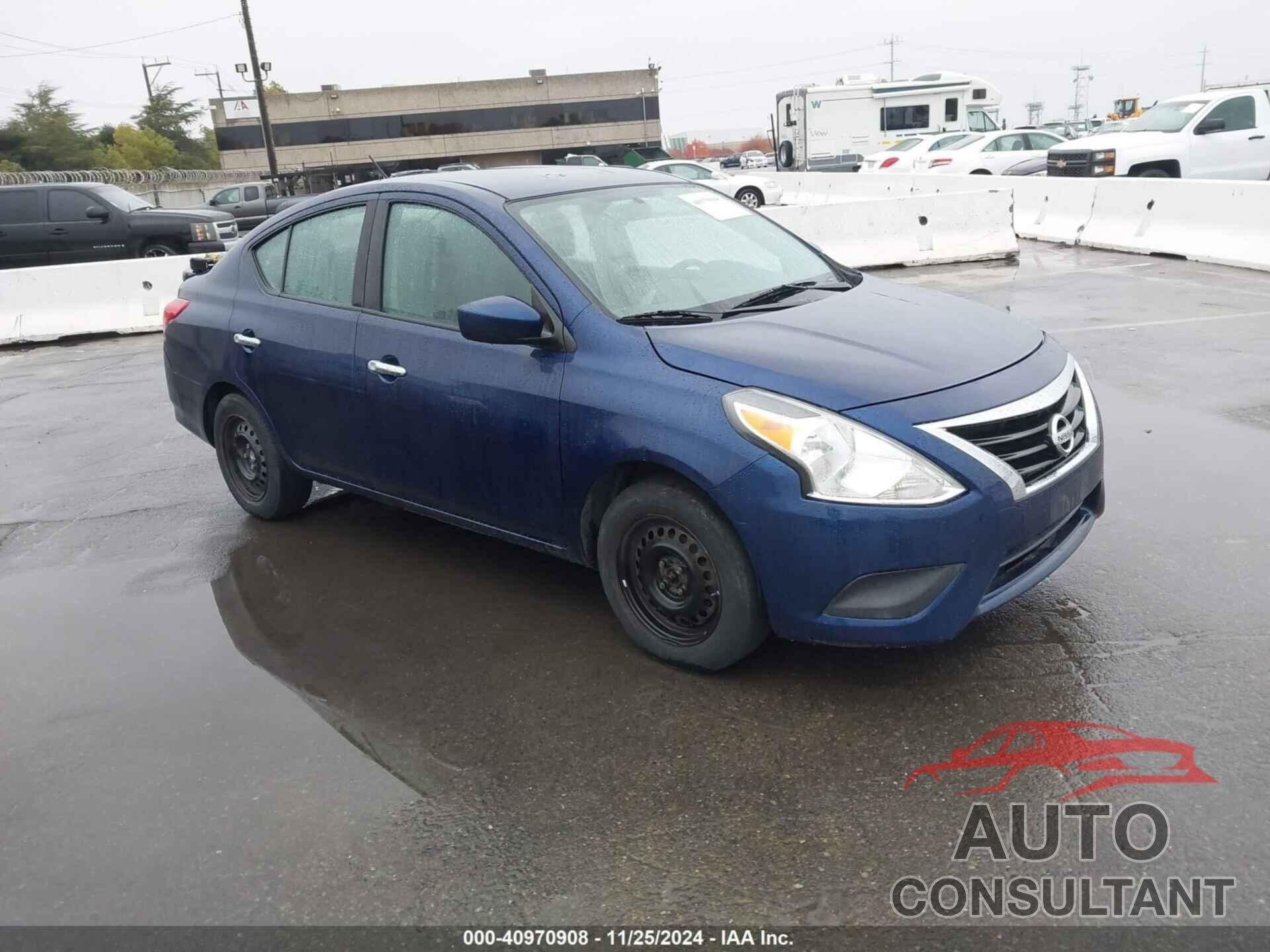 NISSAN VERSA 2018 - 3N1CN7AP5JL841824