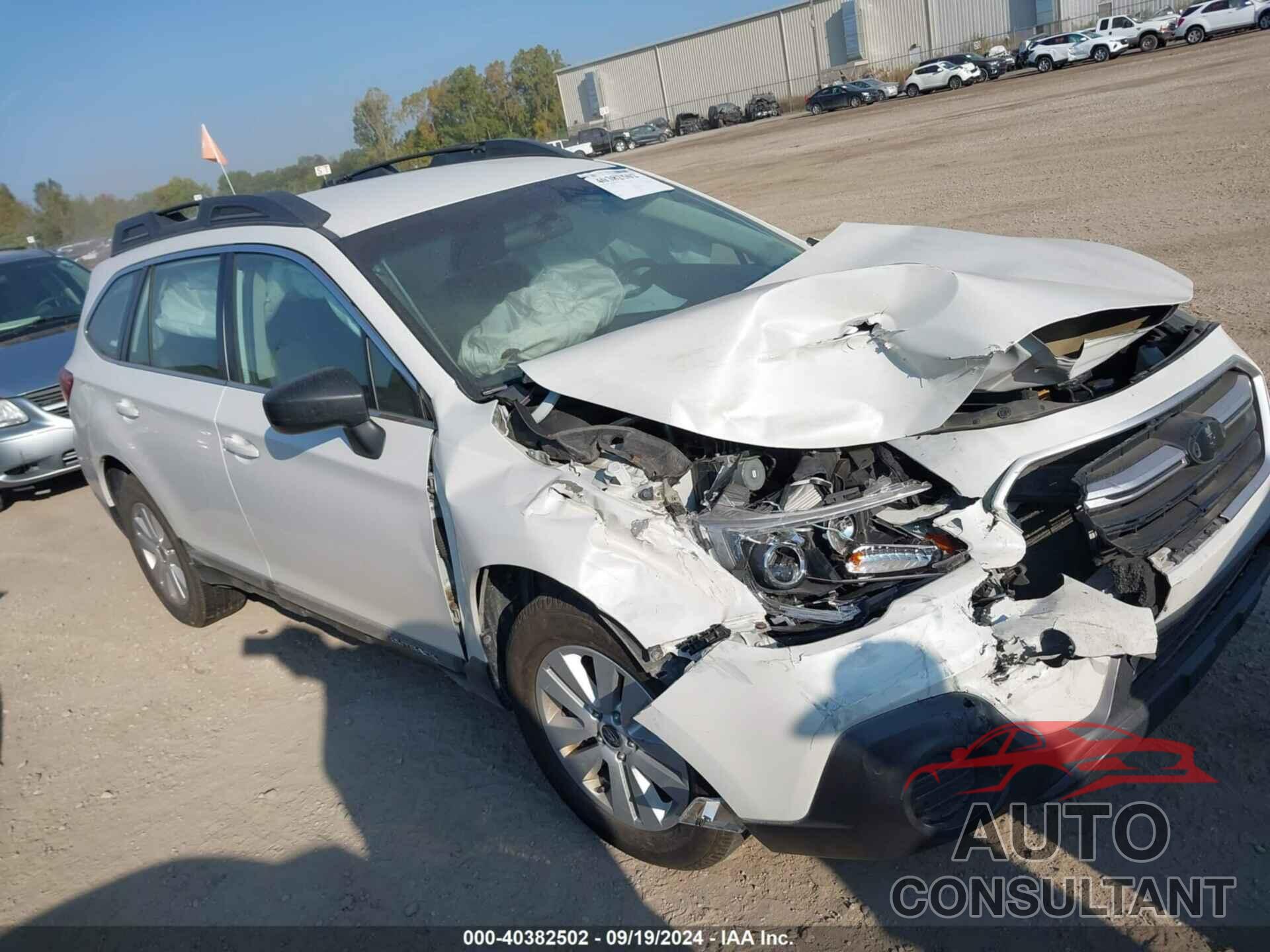 SUBARU OUTBACK 2018 - 4S4BSAAC1J3390166