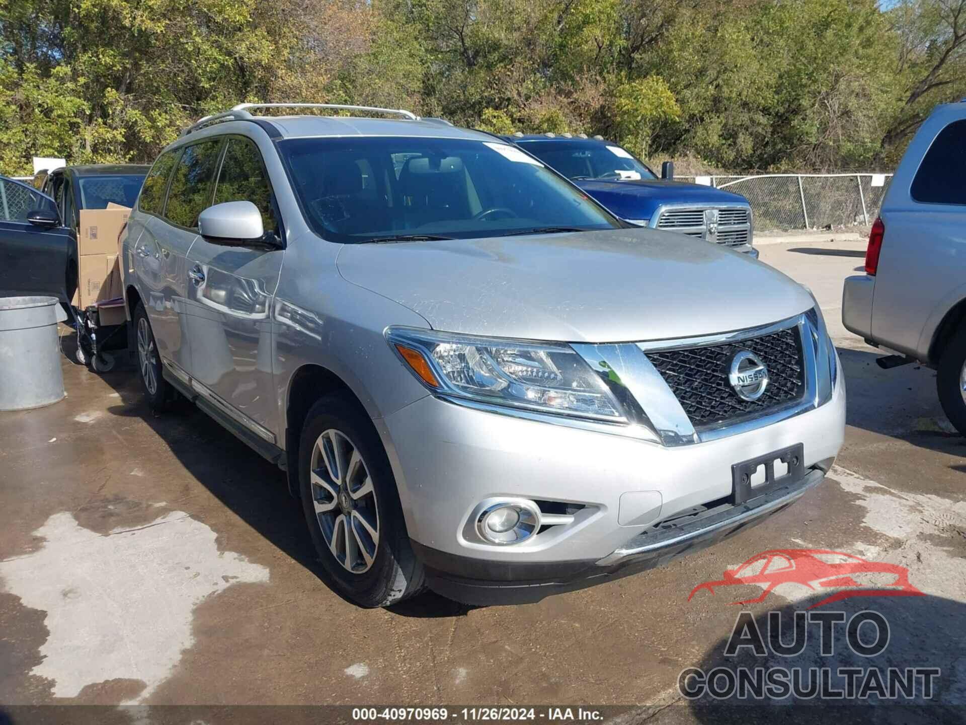 NISSAN PATHFINDER 2013 - 5N1AR2MN1DC647065