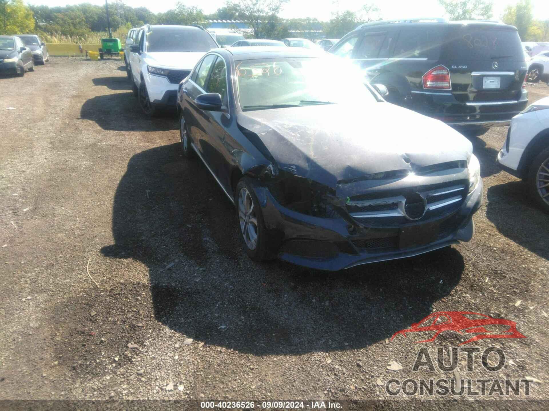 MERCEDES-BENZ C 300 2016 - 55SWF4KB6GU106476