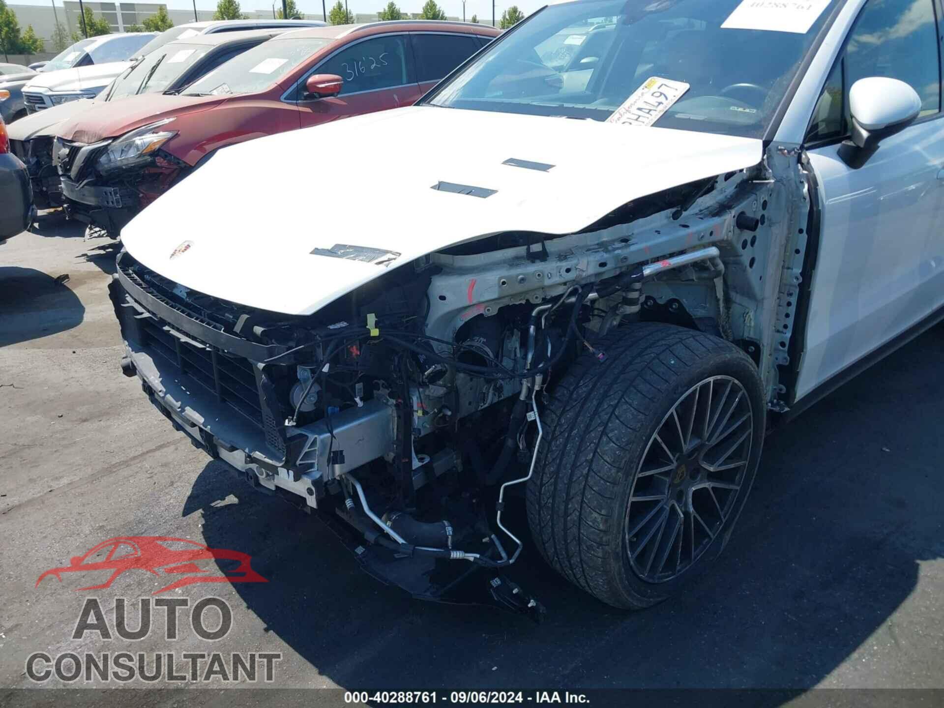 PORSCHE CAYENNE 2020 - WP1AA2AY8LDA03712