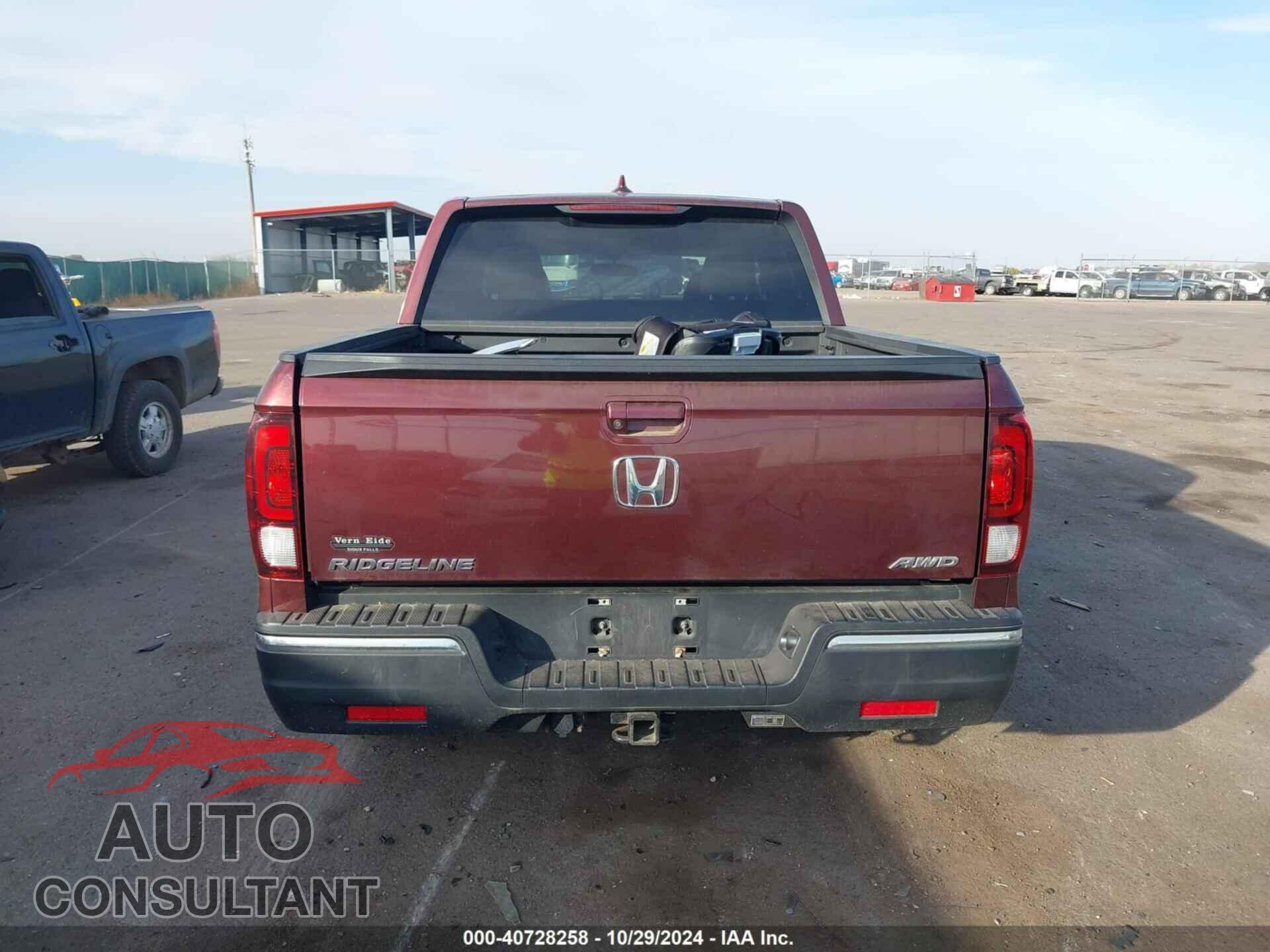 HONDA RIDGELINE 2017 - 5FPYK3F44HB014061