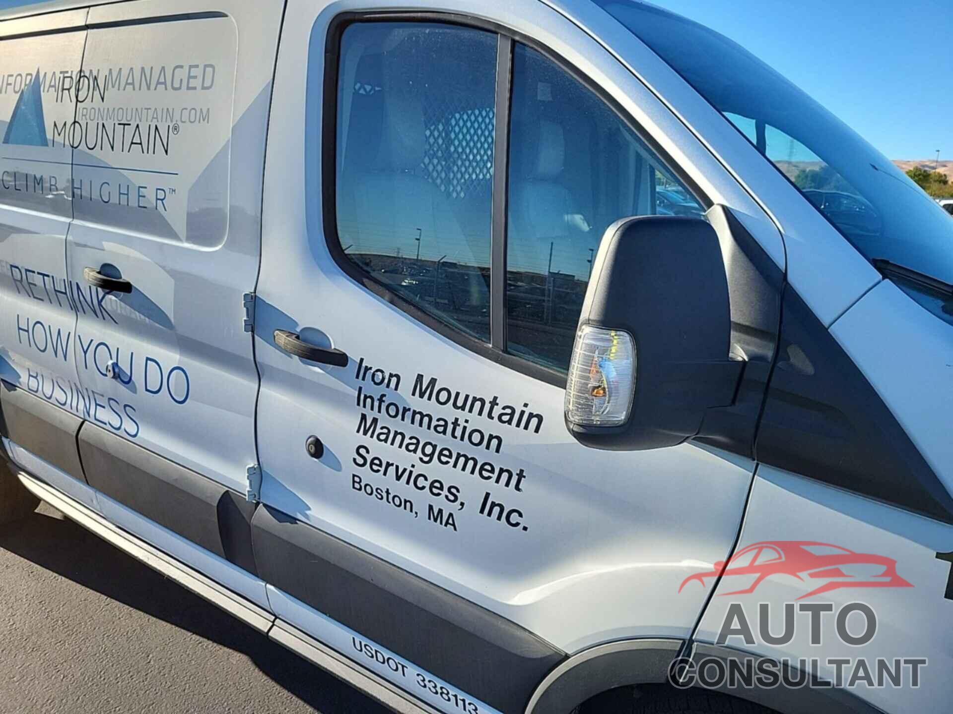 FORD TRANSIT-150 2016 - 1FTYE1ZM1GKA15623