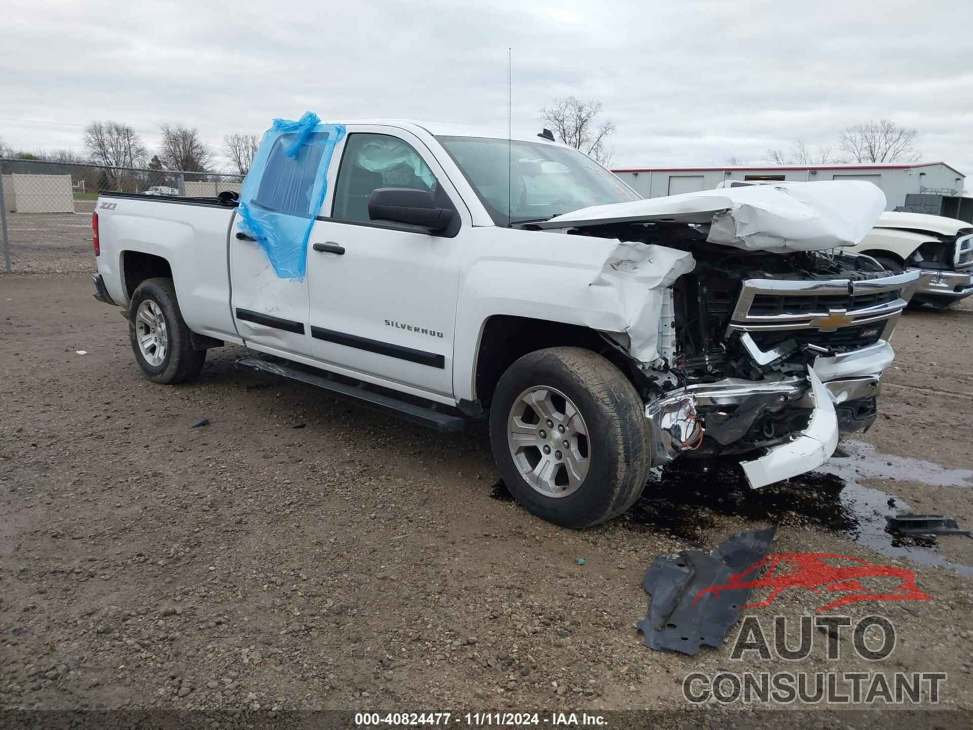 CHEVROLET SILVERADO 1500 2014 - 1GCVKREC2EZ390061