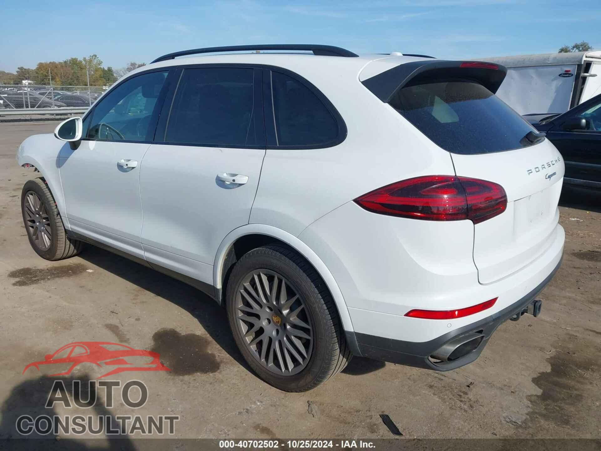 PORSCHE CAYENNE 2017 - WP1AA2A2XHKA90835