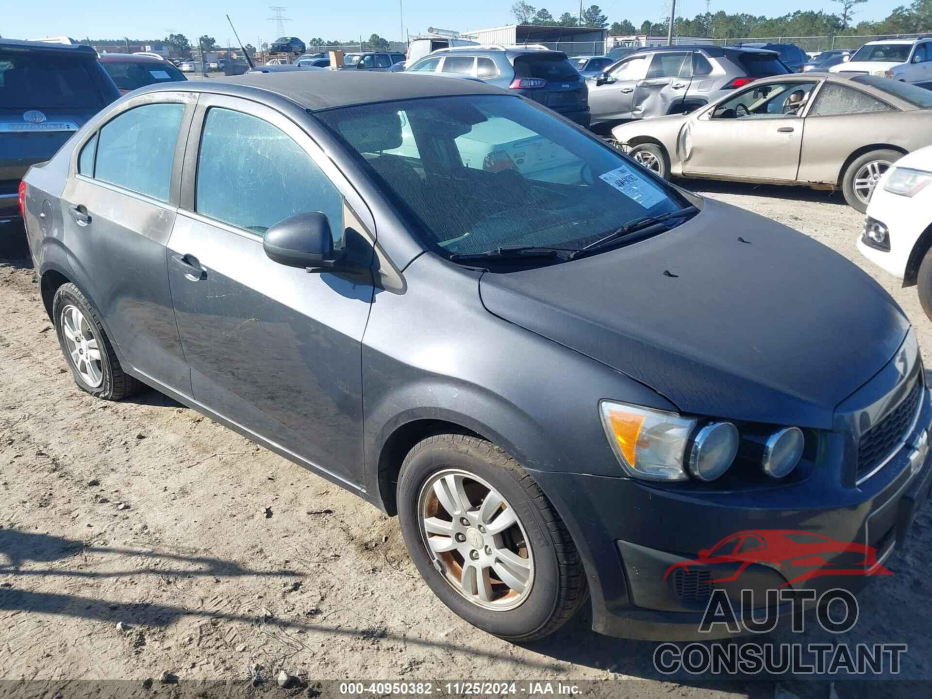 CHEVROLET SONIC 2012 - 1G1JC5SB5C4218254