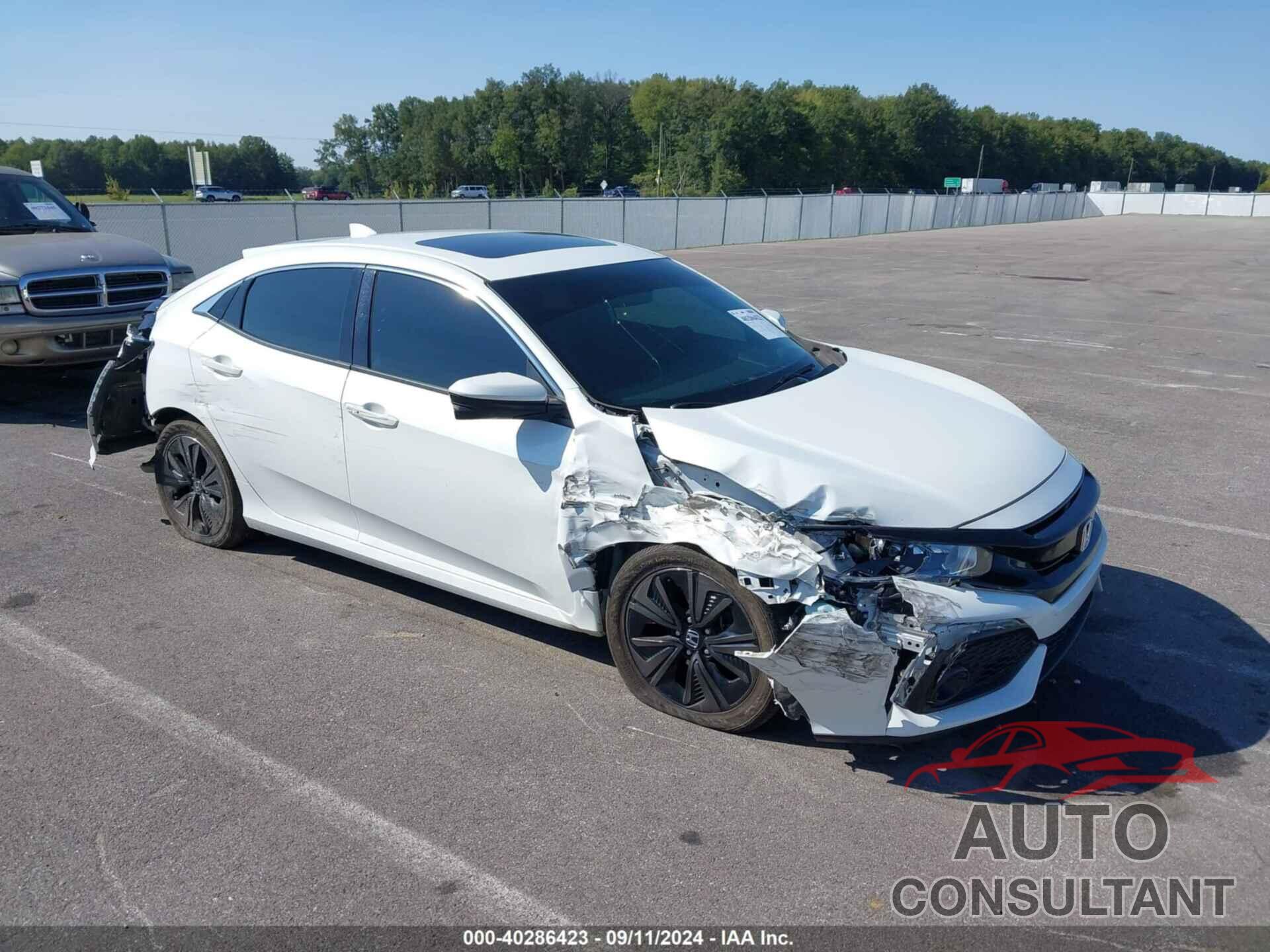 HONDA CIVIC 2018 - SHHFK7H50JU232855