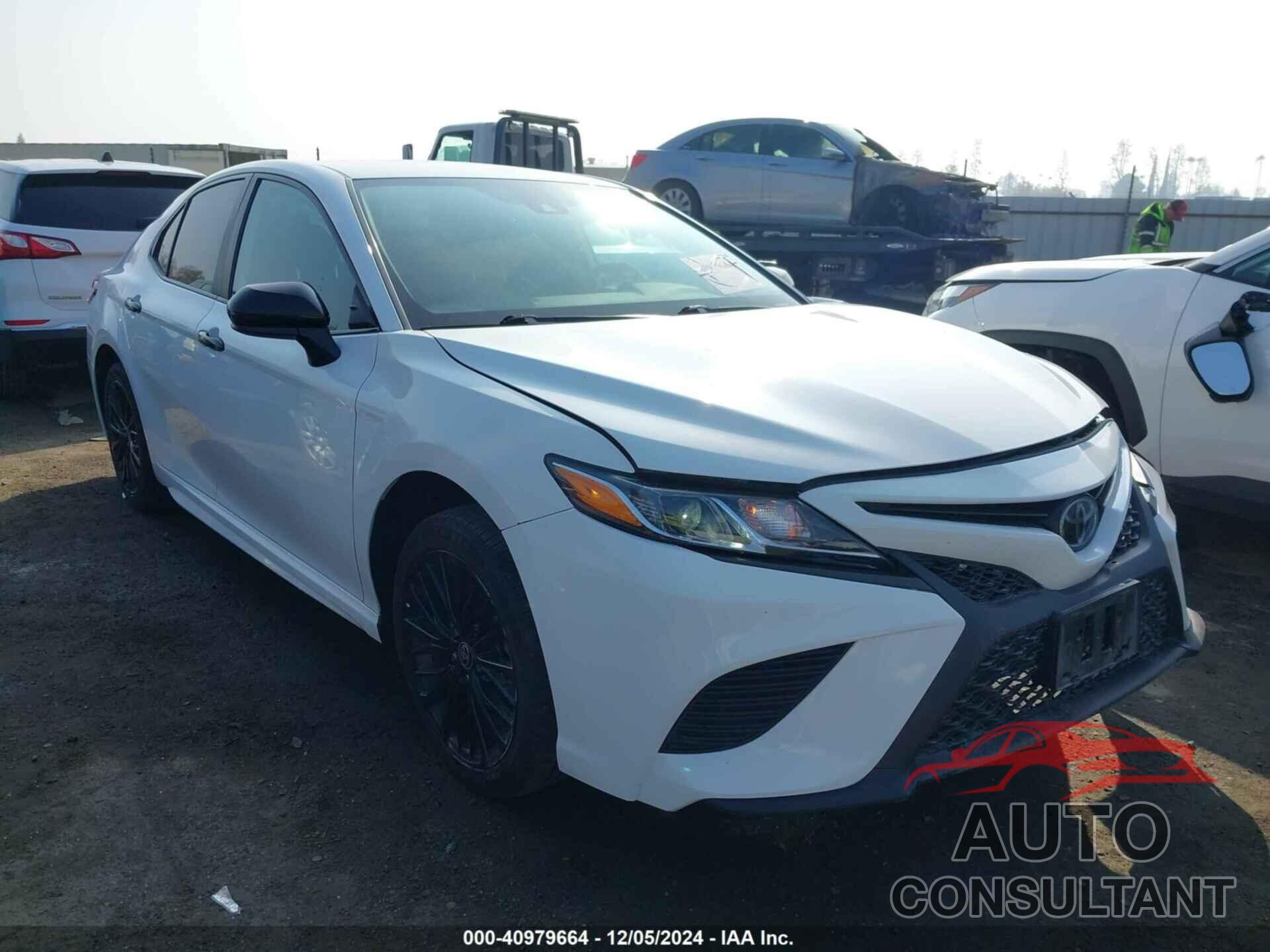 TOYOTA CAMRY 2020 - 4T1G11AK2LU365709