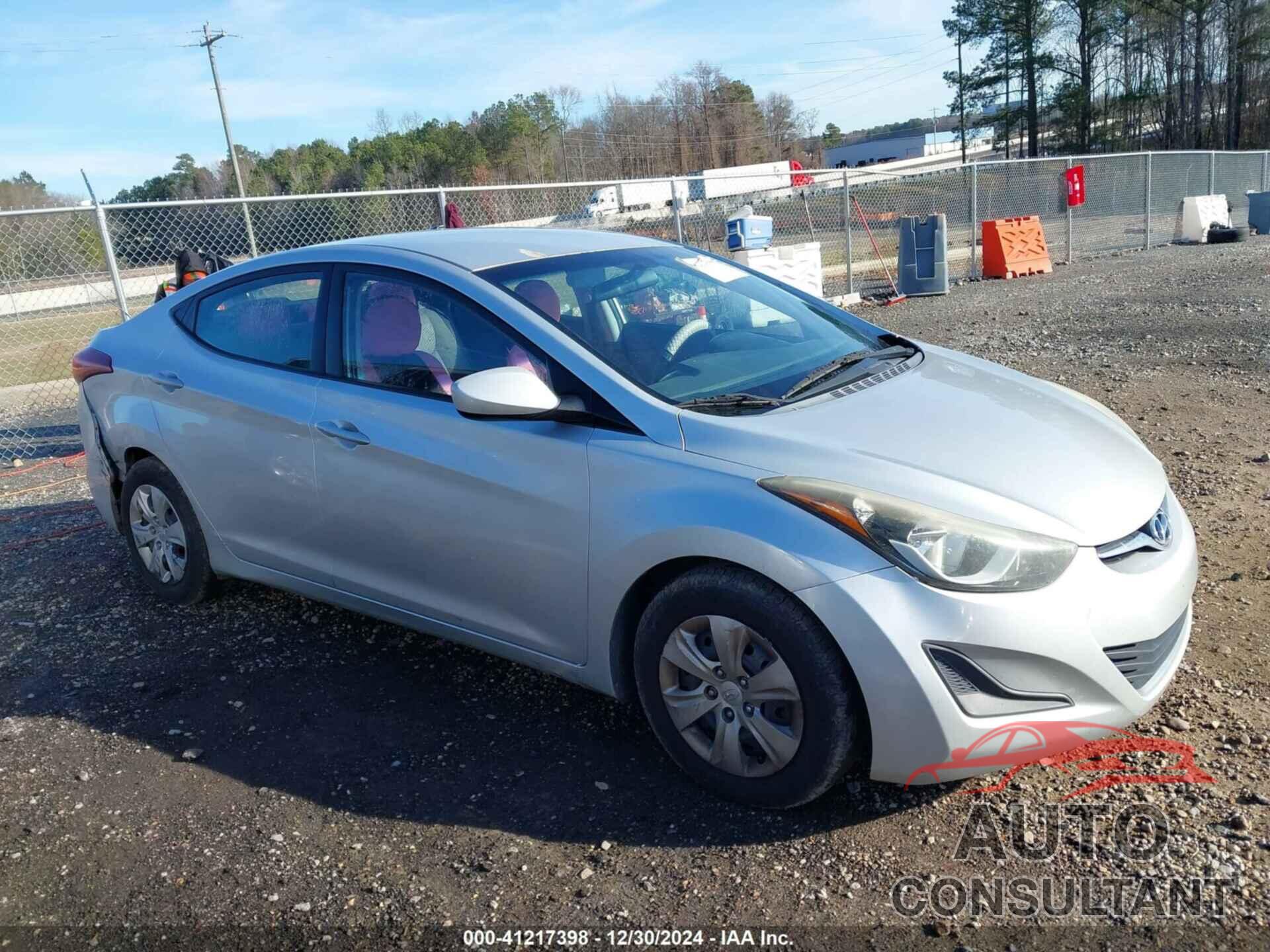 HYUNDAI ELANTRA 2016 - 5NPDH4AE6GH771524