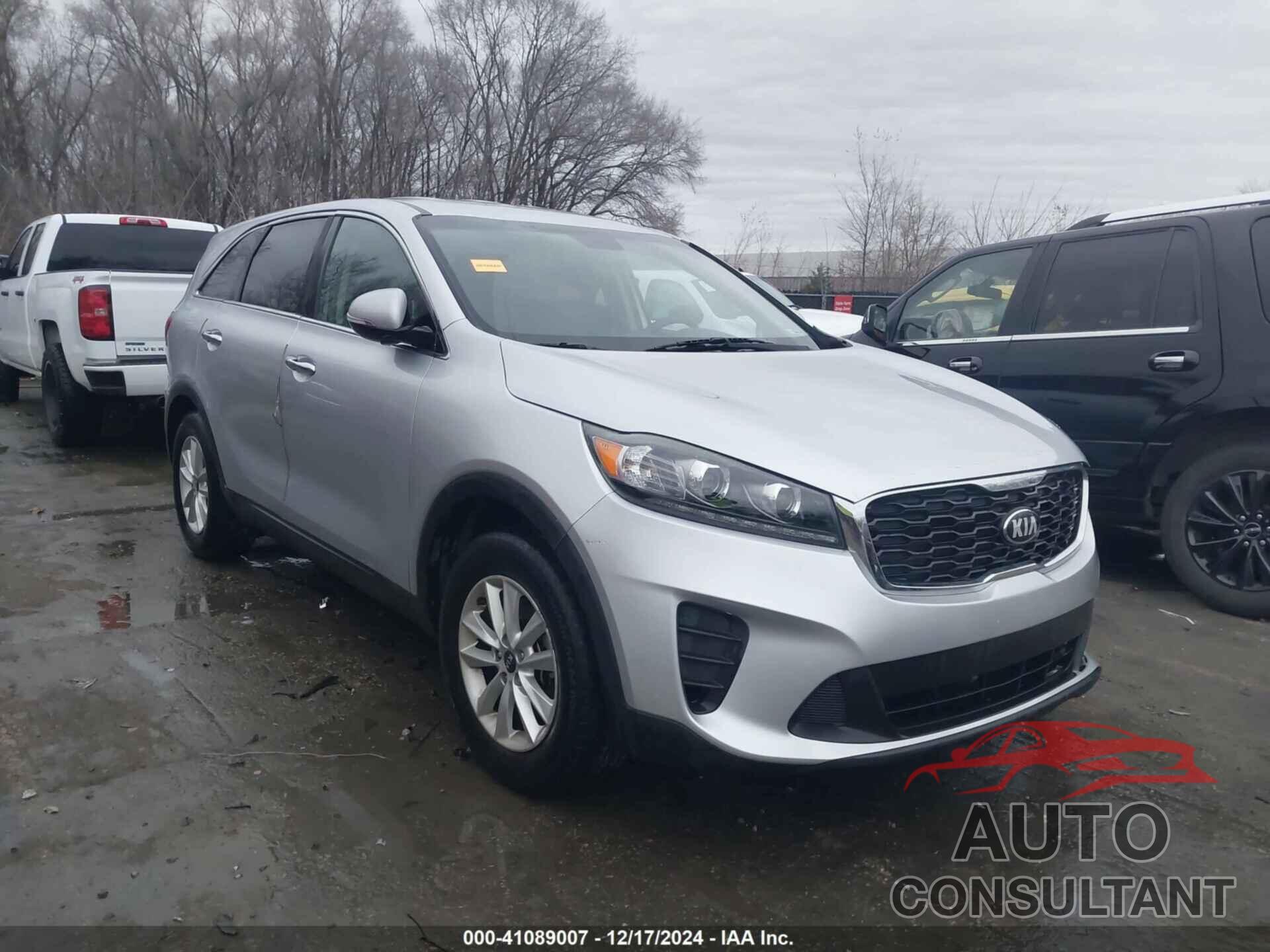 KIA SORENTO 2019 - 5XYPG4A39KG518499