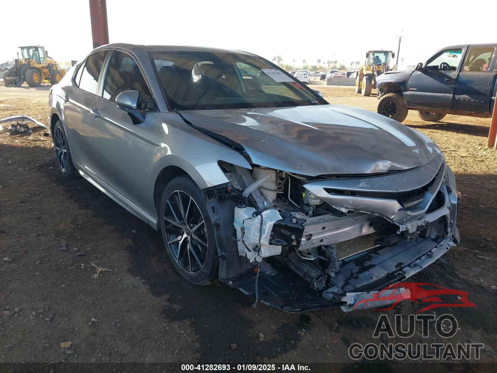 TOYOTA CAMRY 2021 - 4T1G11AK6MU446570