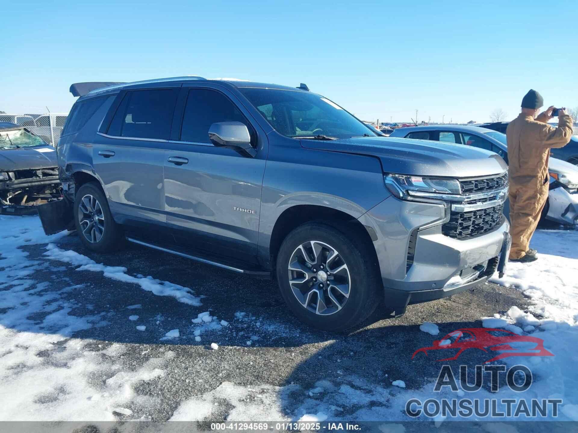 CHEVROLET TAHOE 2021 - 1GNSKMKD6MR303092