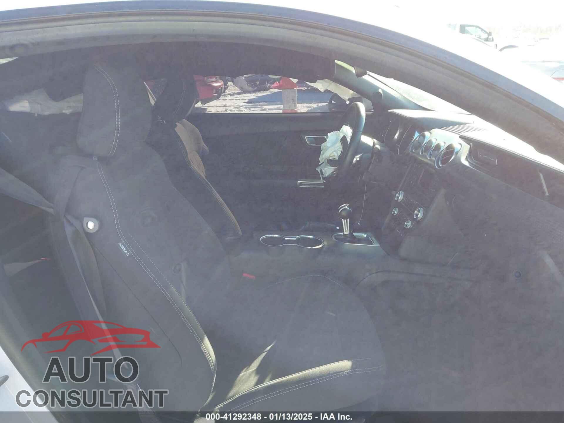 FORD MUSTANG 2019 - 1FA6P8CF9K5129953