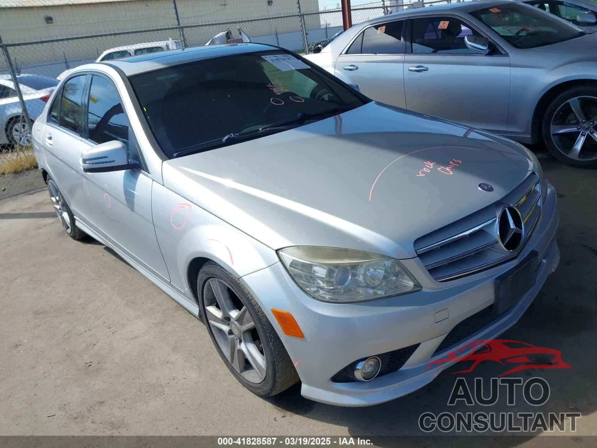 MERCEDES-BENZ C 300 2010 - WDDGF5EB8AR126145