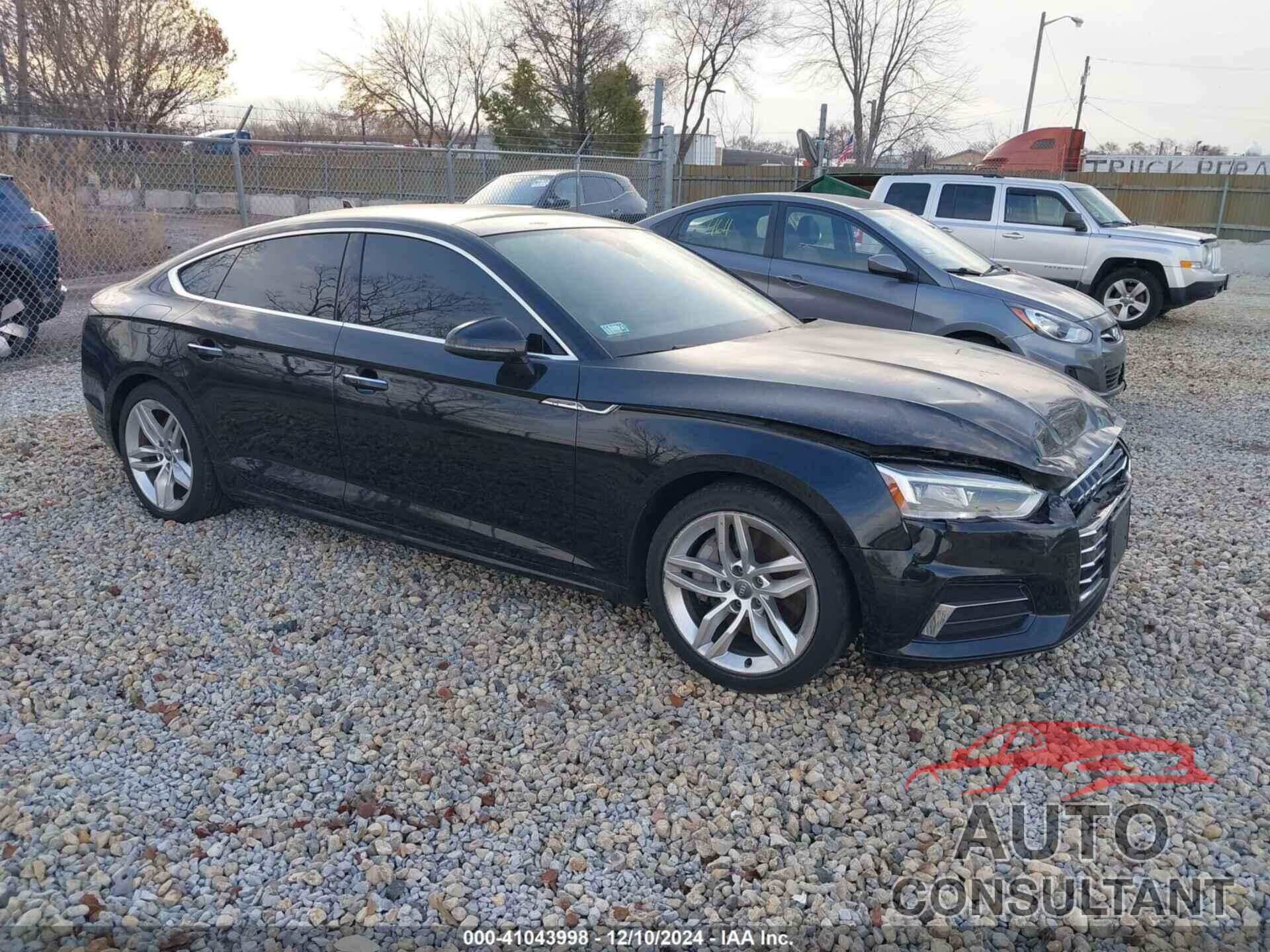 AUDI A5 2019 - WAUANCF58KA094987