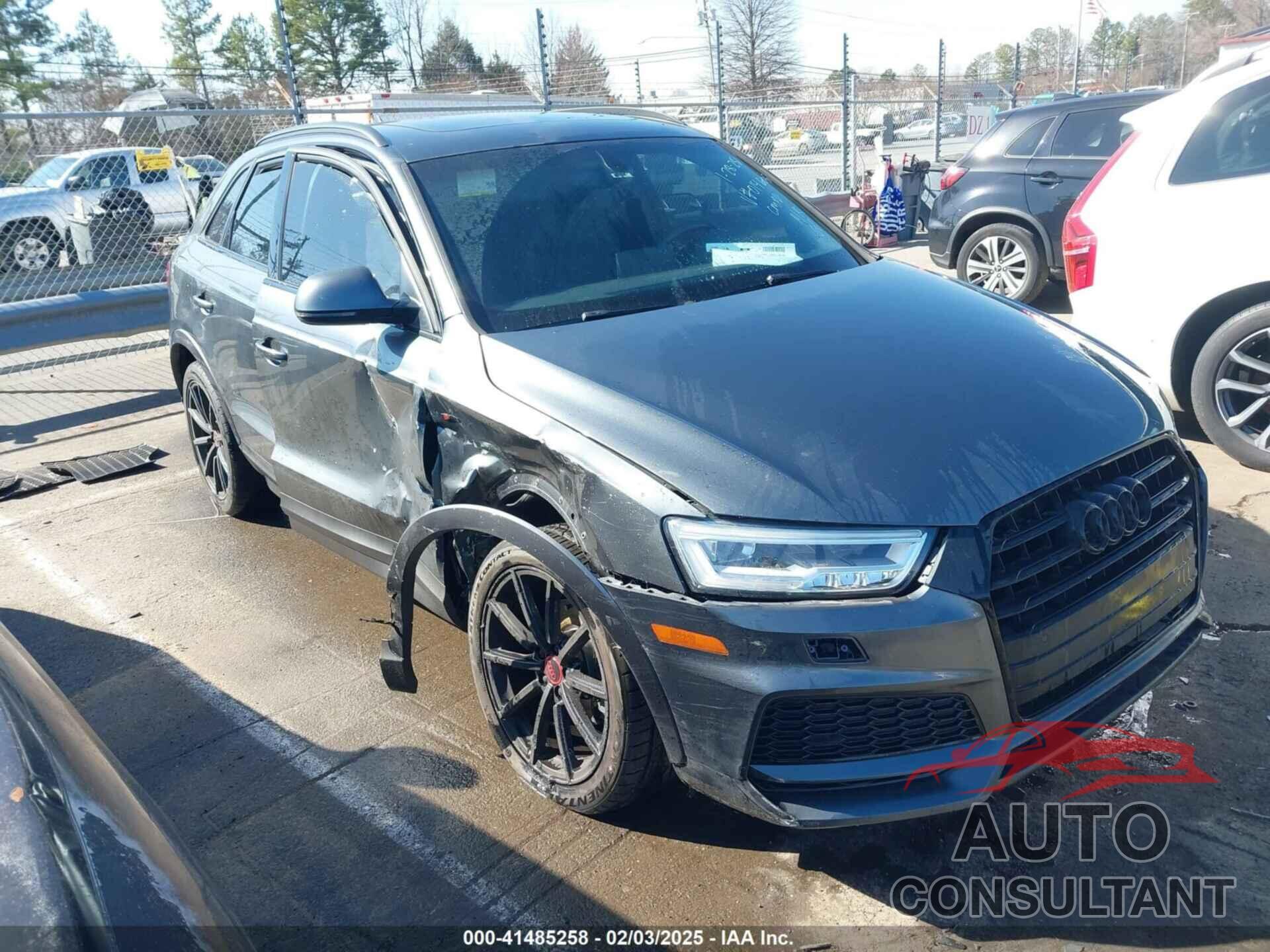 AUDI Q3 2018 - WA1HCCFS9JR014605