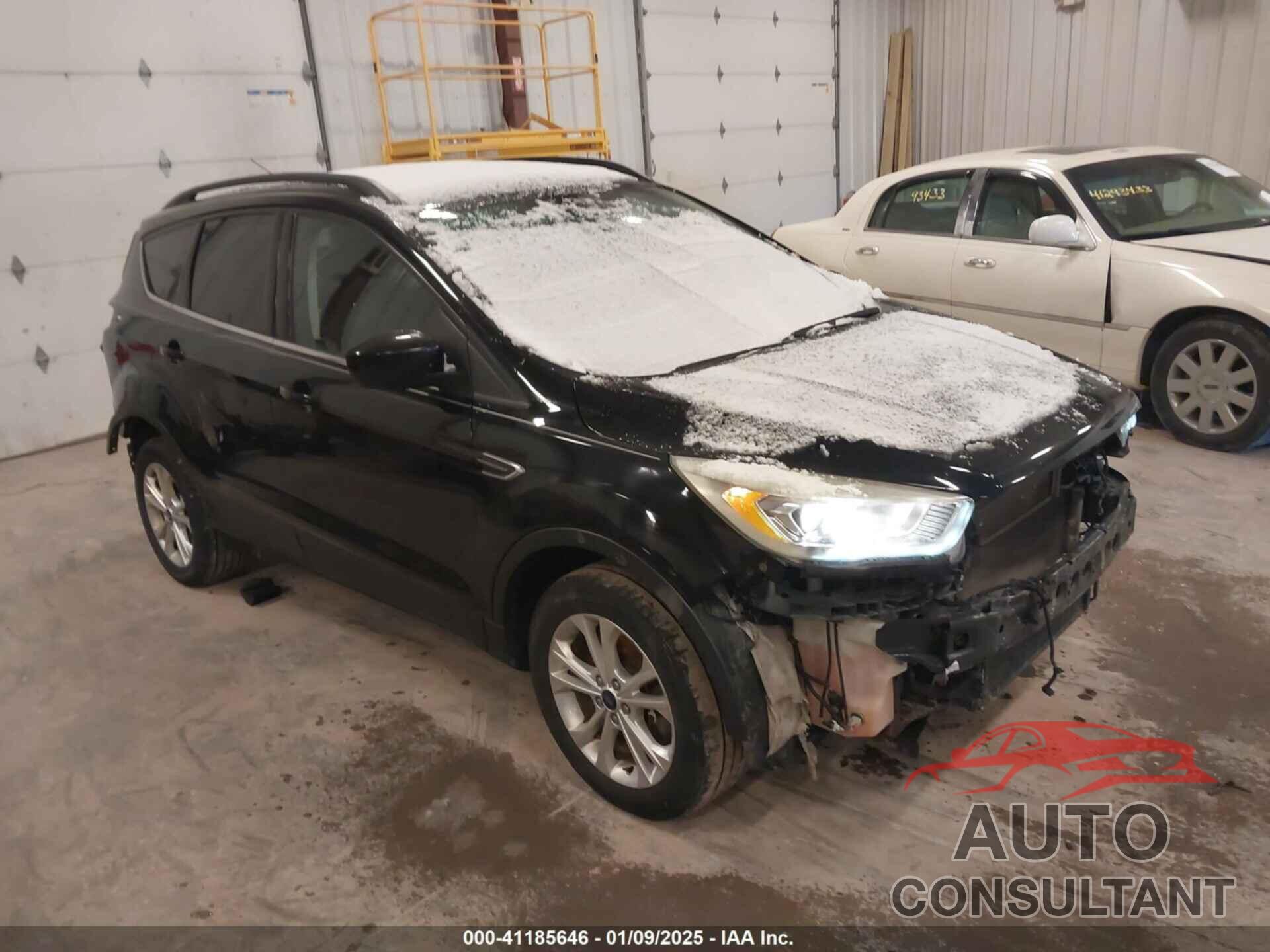 FORD ESCAPE 2017 - 1FMCU9GD0HUB41326