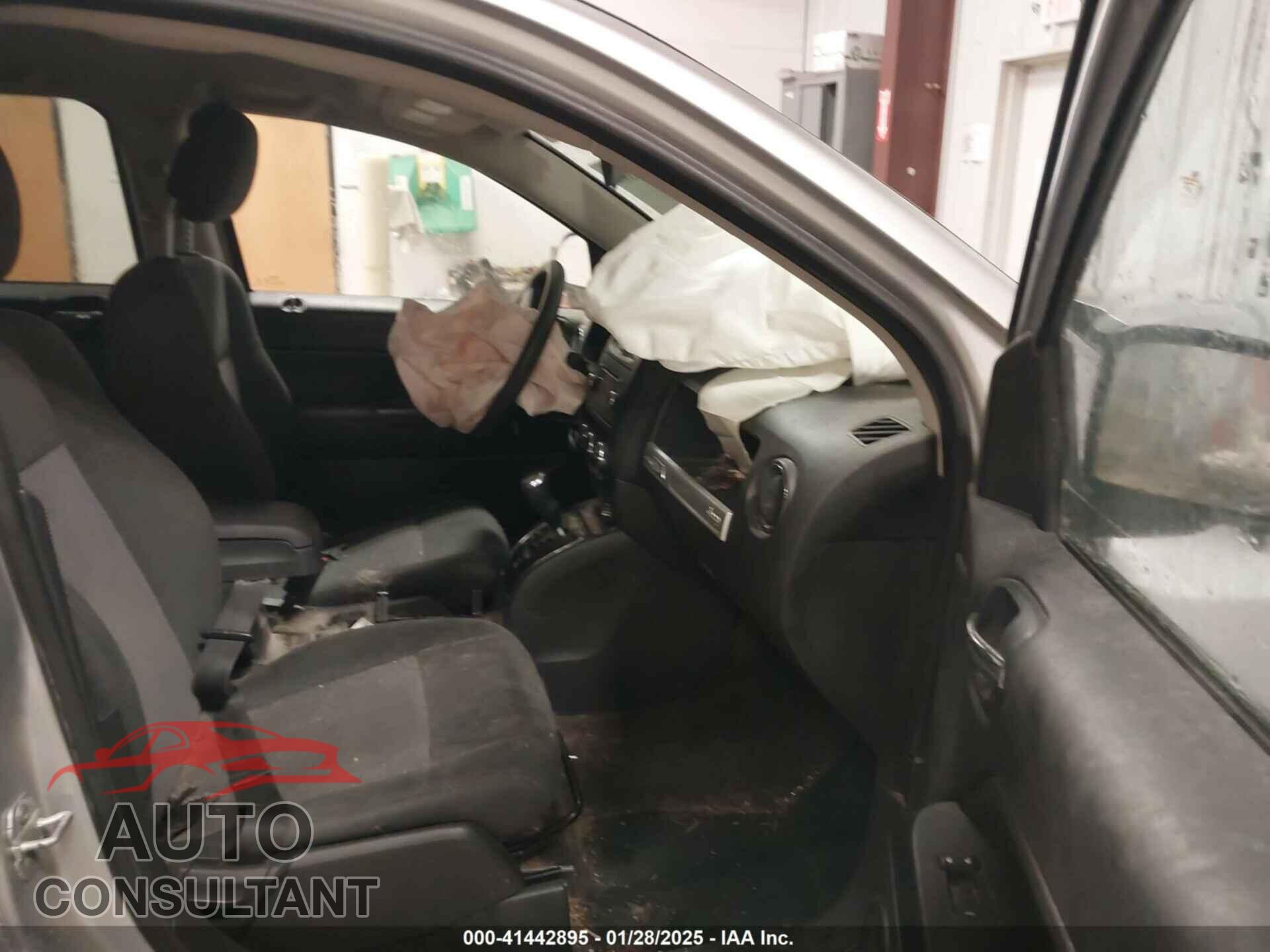 JEEP COMPASS 2014 - 1C4NJDBB9ED569650
