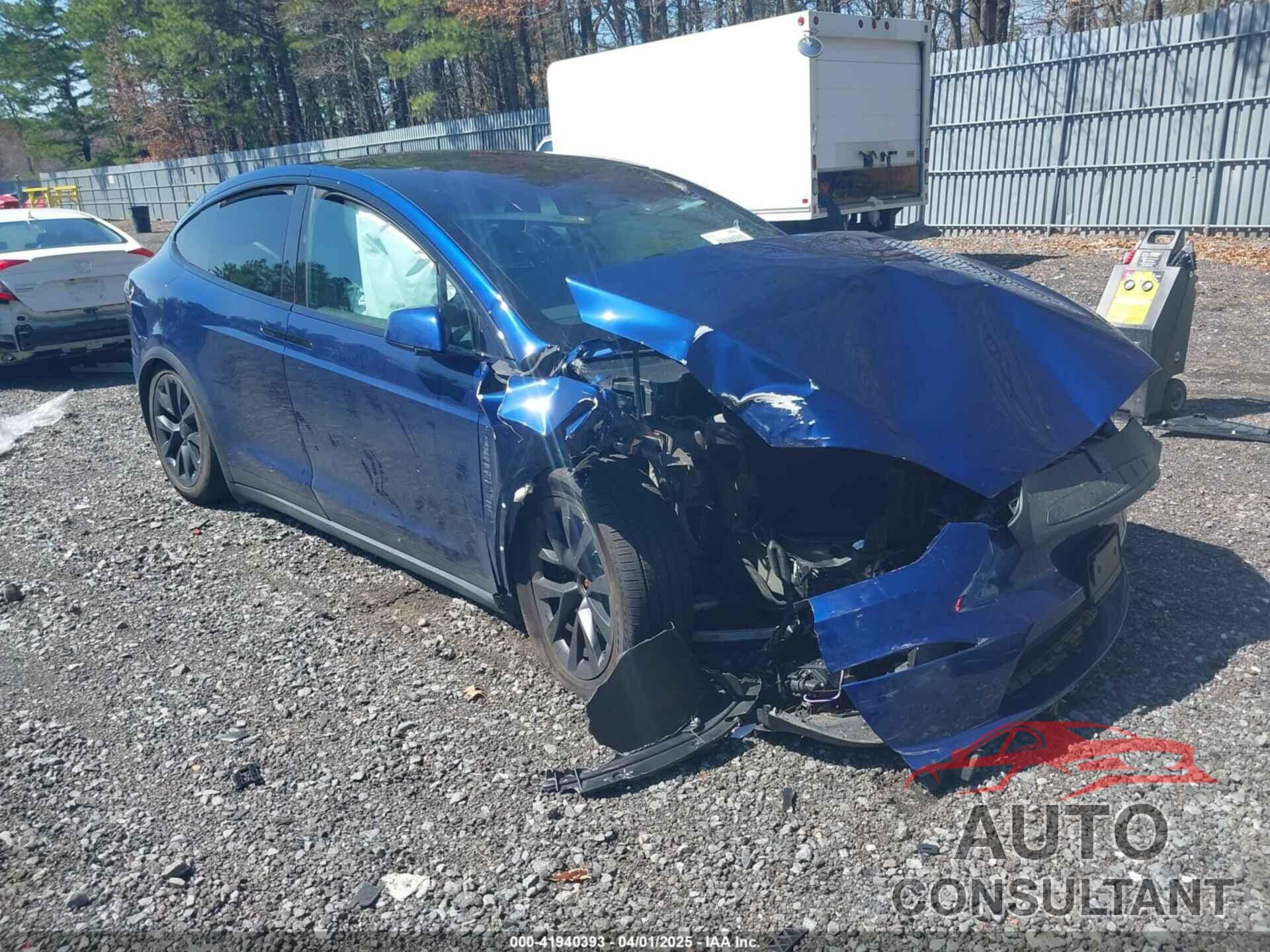 TESLA MODEL X 2023 - 7SAXCBE53PF382383