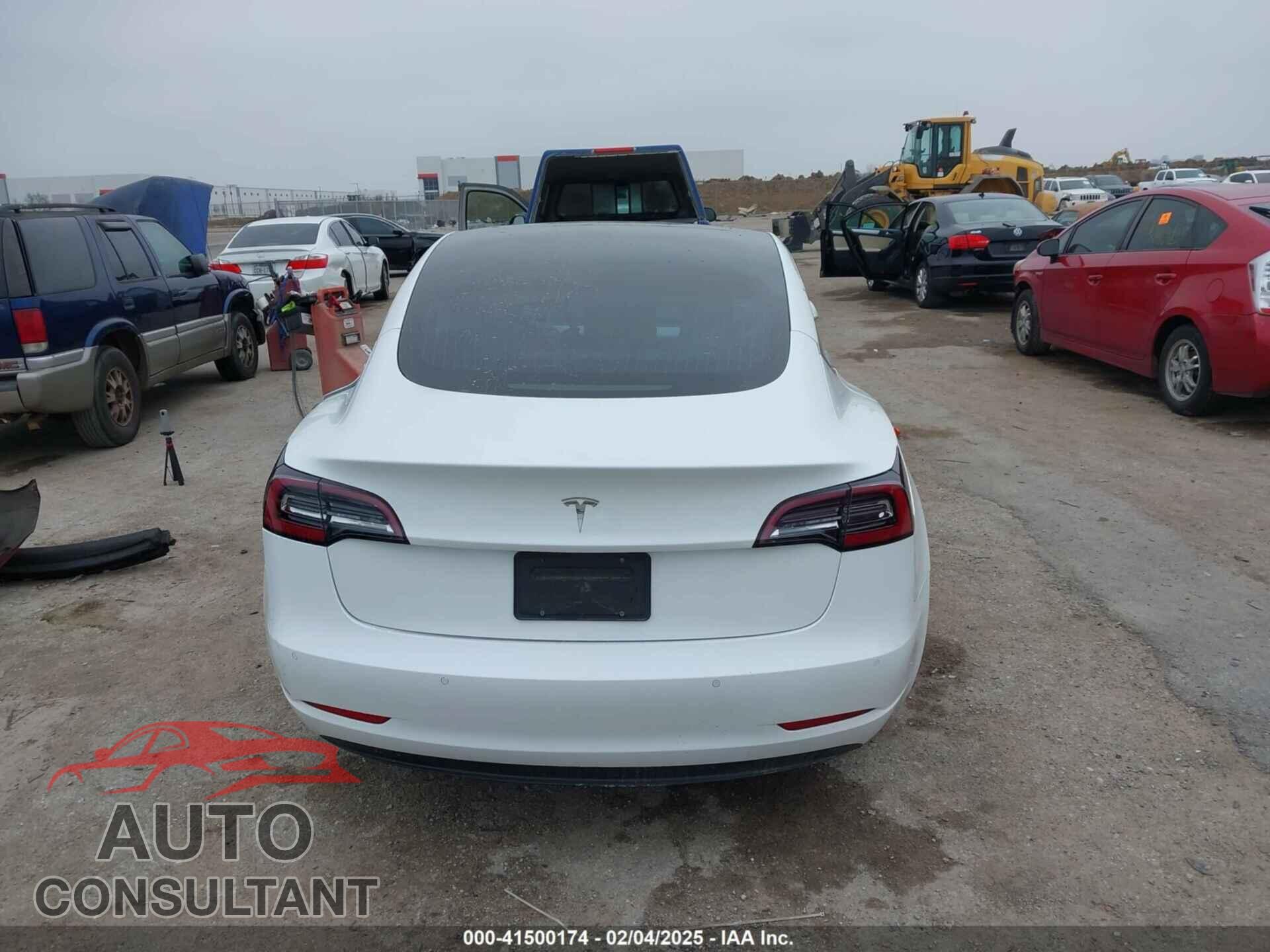 TESLA MODEL 3 2019 - 5YJ3E1EA4KF486211