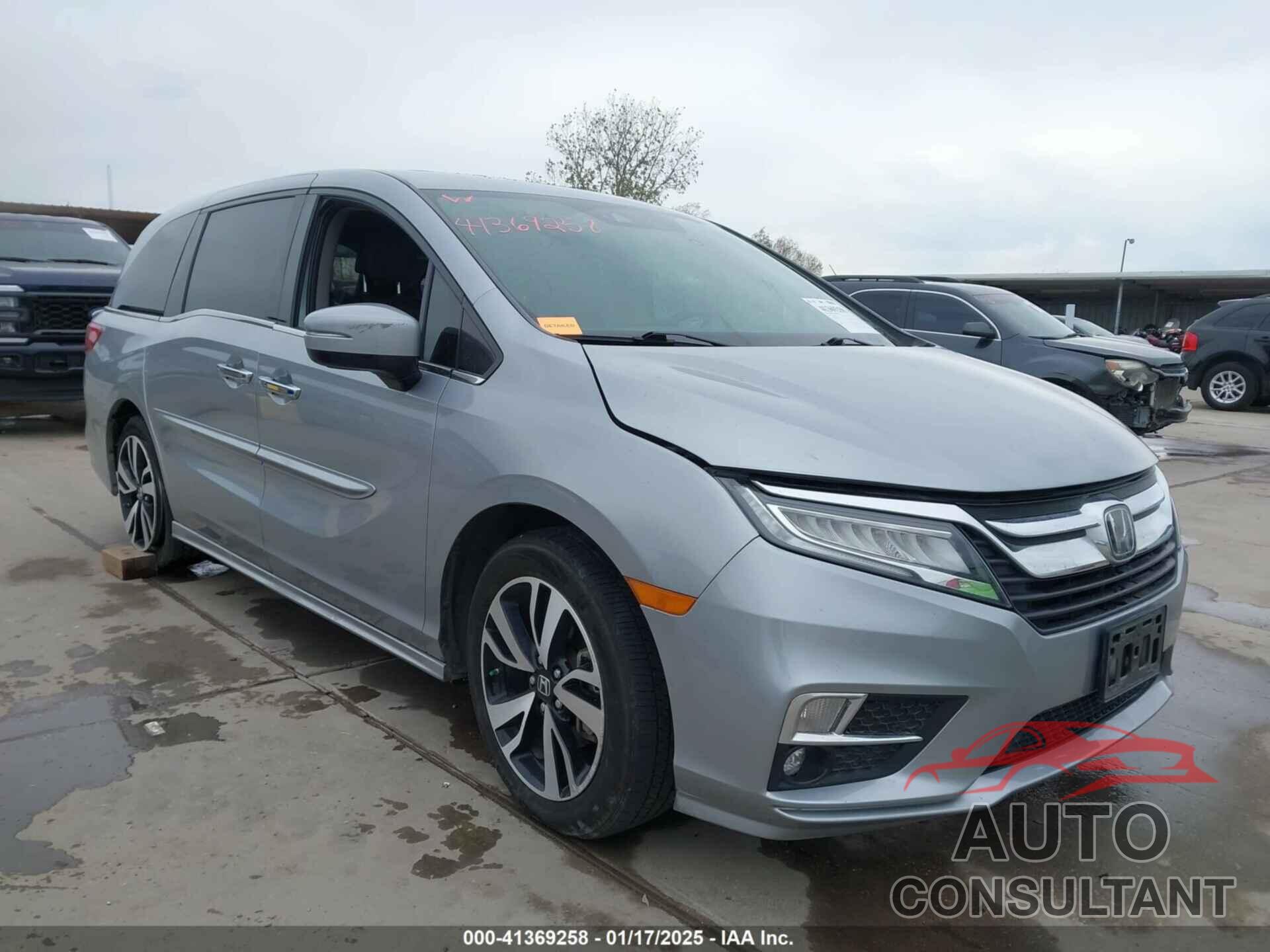 HONDA ODYSSEY 2019 - 5FNRL6H9XKB013167