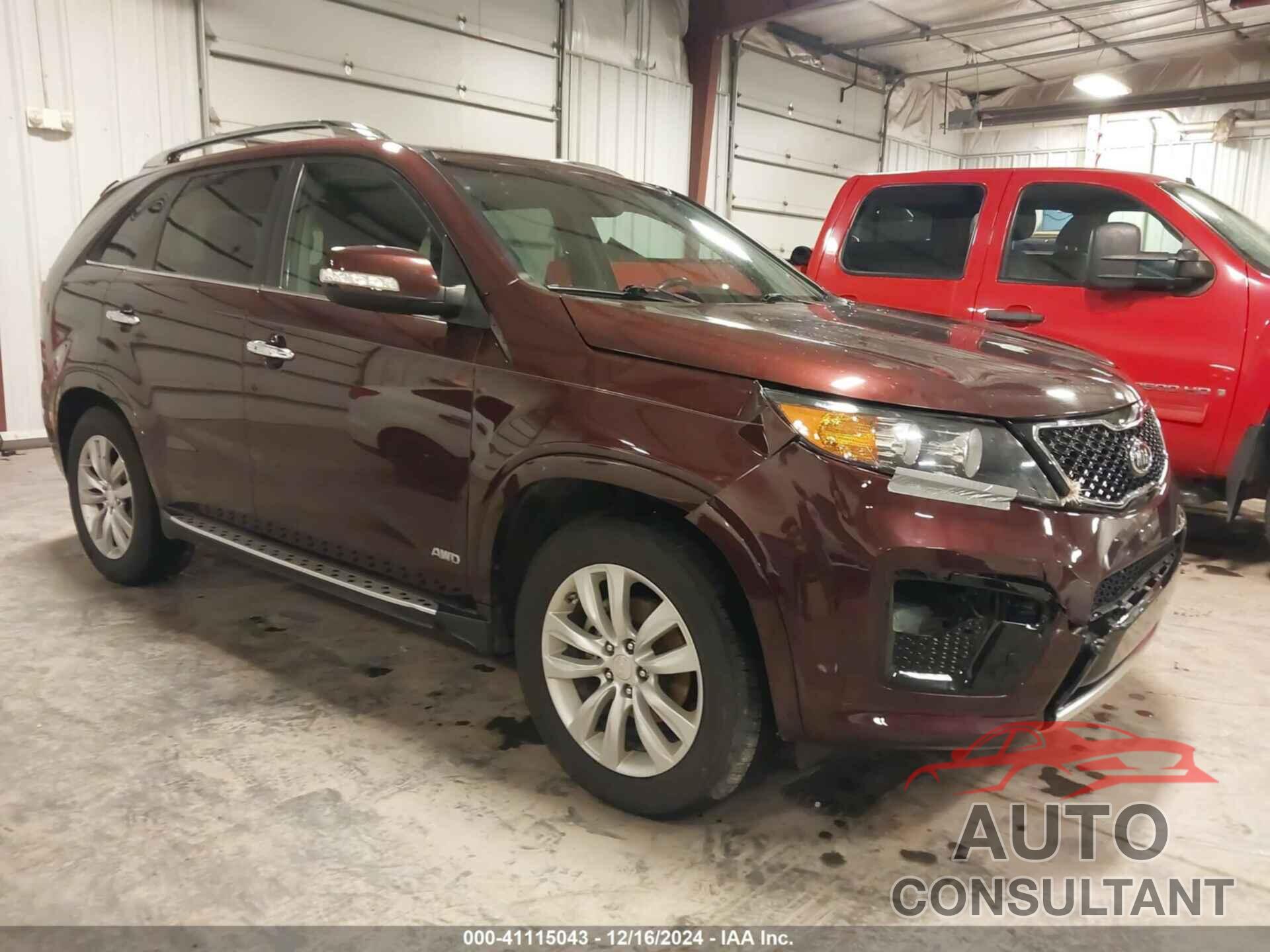 KIA SORENTO 2013 - 5XYKWDA26DG329364