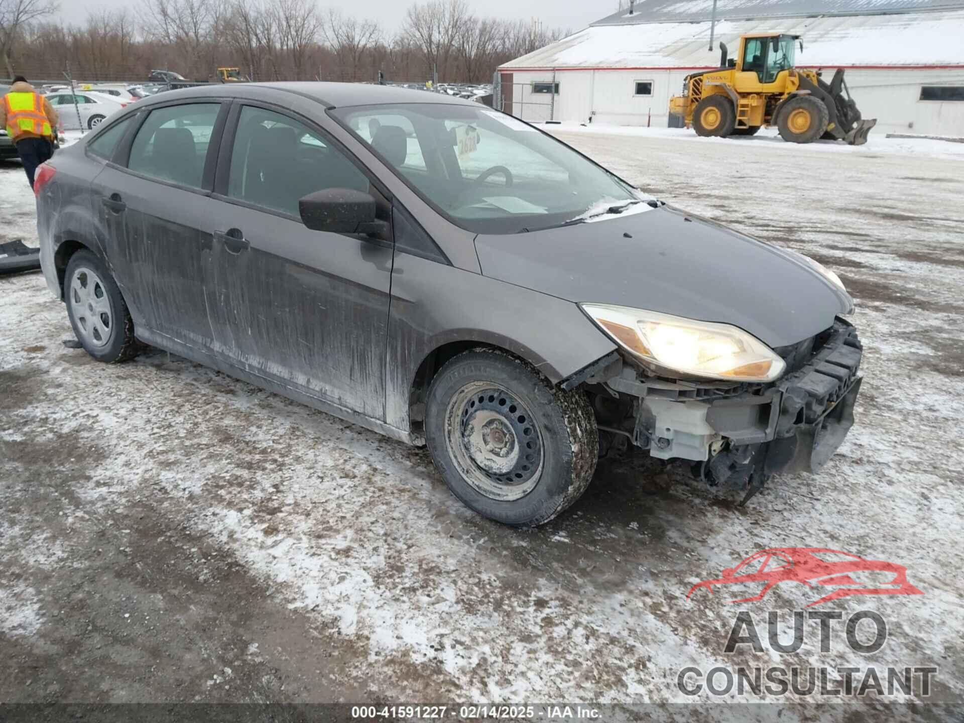FORD FOCUS 2014 - 1FADP3E2XEL398855