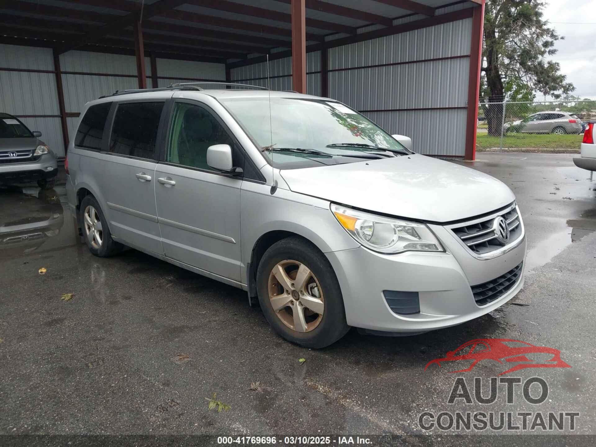 VOLKSWAGEN ROUTAN 2009 - 2V8HW34109R582341