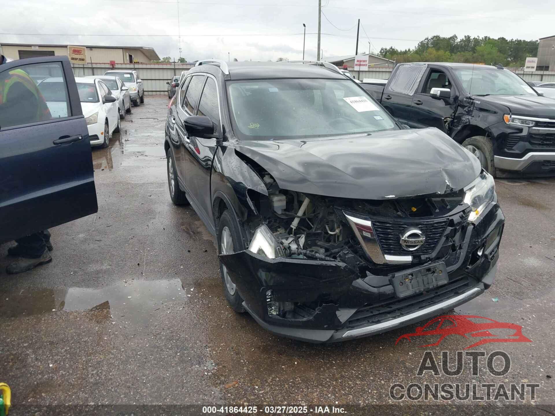 NISSAN ROGUE 2017 - KNMAT2MT6HP506818