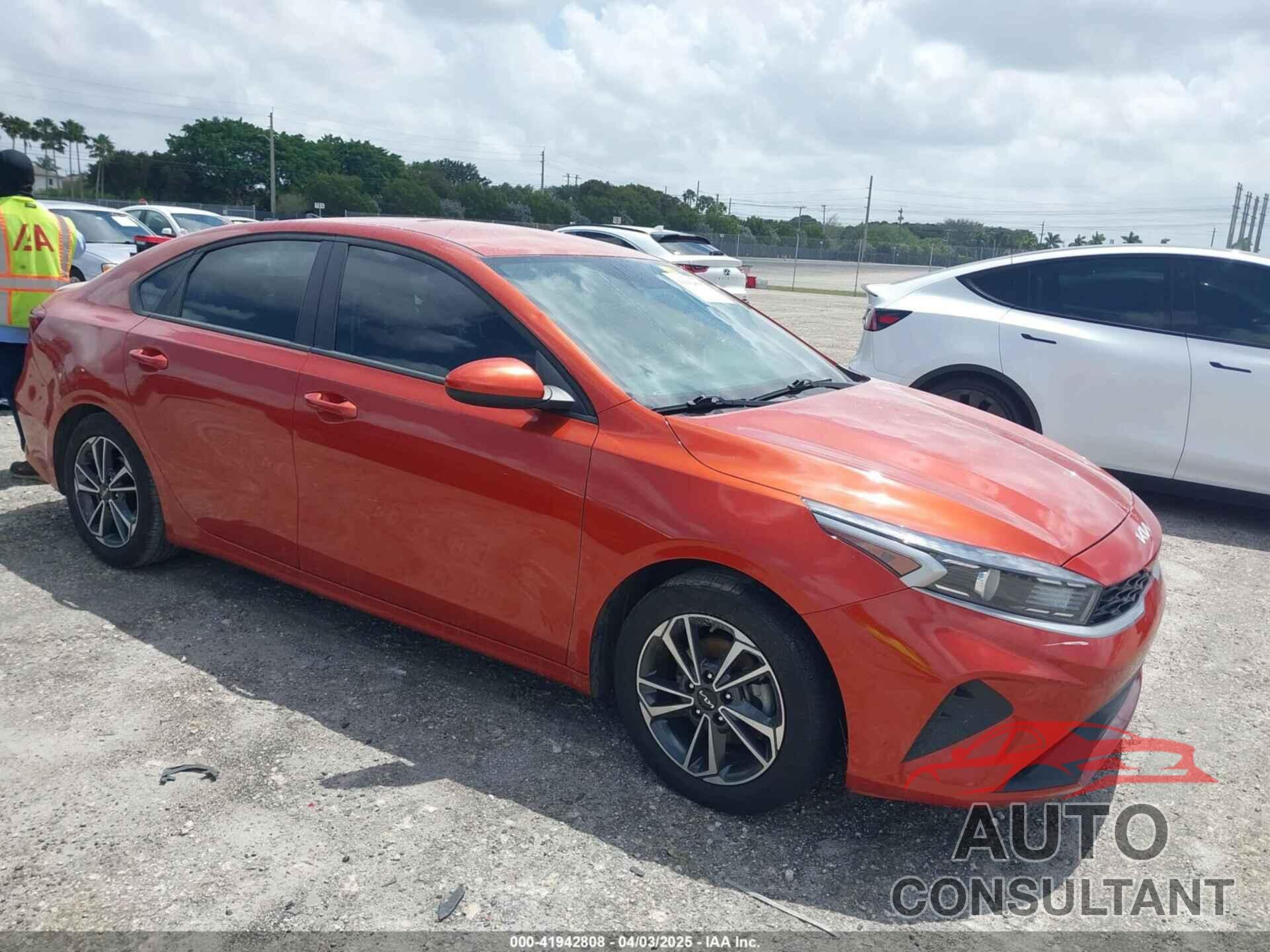 KIA FORTE 2023 - 3KPF24AD2PE509392