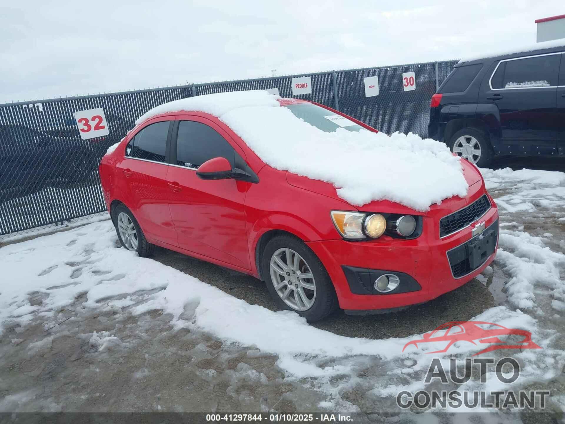 CHEVROLET SONIC 2014 - 1G1JC5SH1E4139686