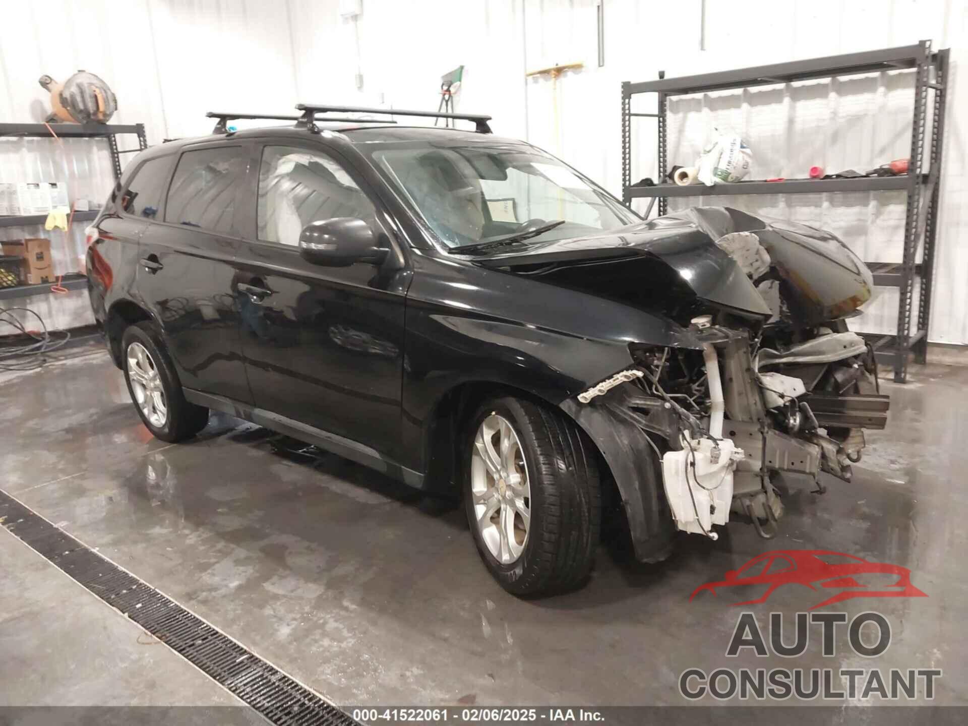 MITSUBISHI OUTLANDER 2014 - JA4AZ3A3XEZ015445