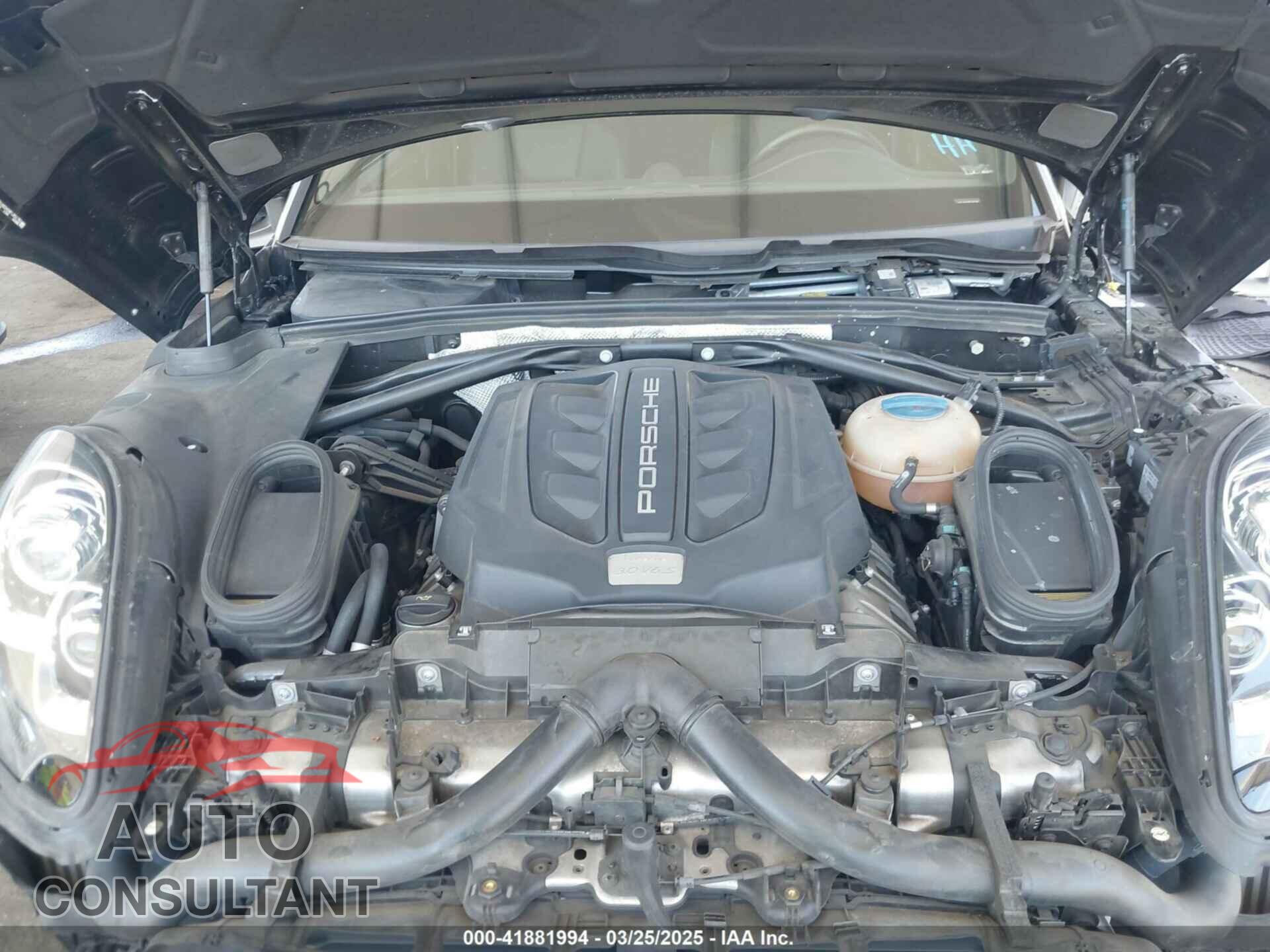 PORSCHE MACAN 2015 - WP1AB2A58FLB51761